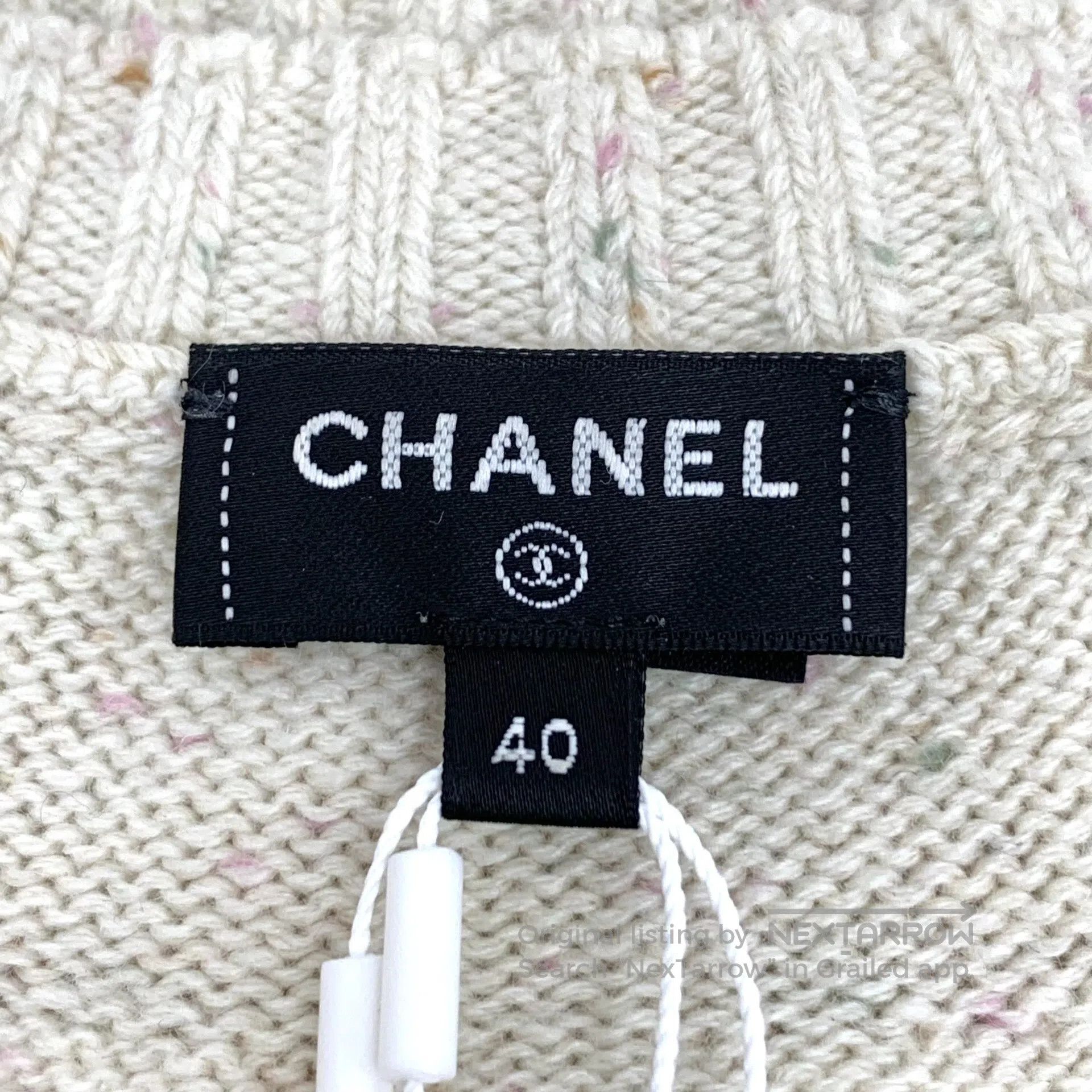 Chanel Chanel Beige Deer Snowflake Inlay Cashmere Round Neck Sing Size S / US 4 / IT 40 - 5 Thumbnail