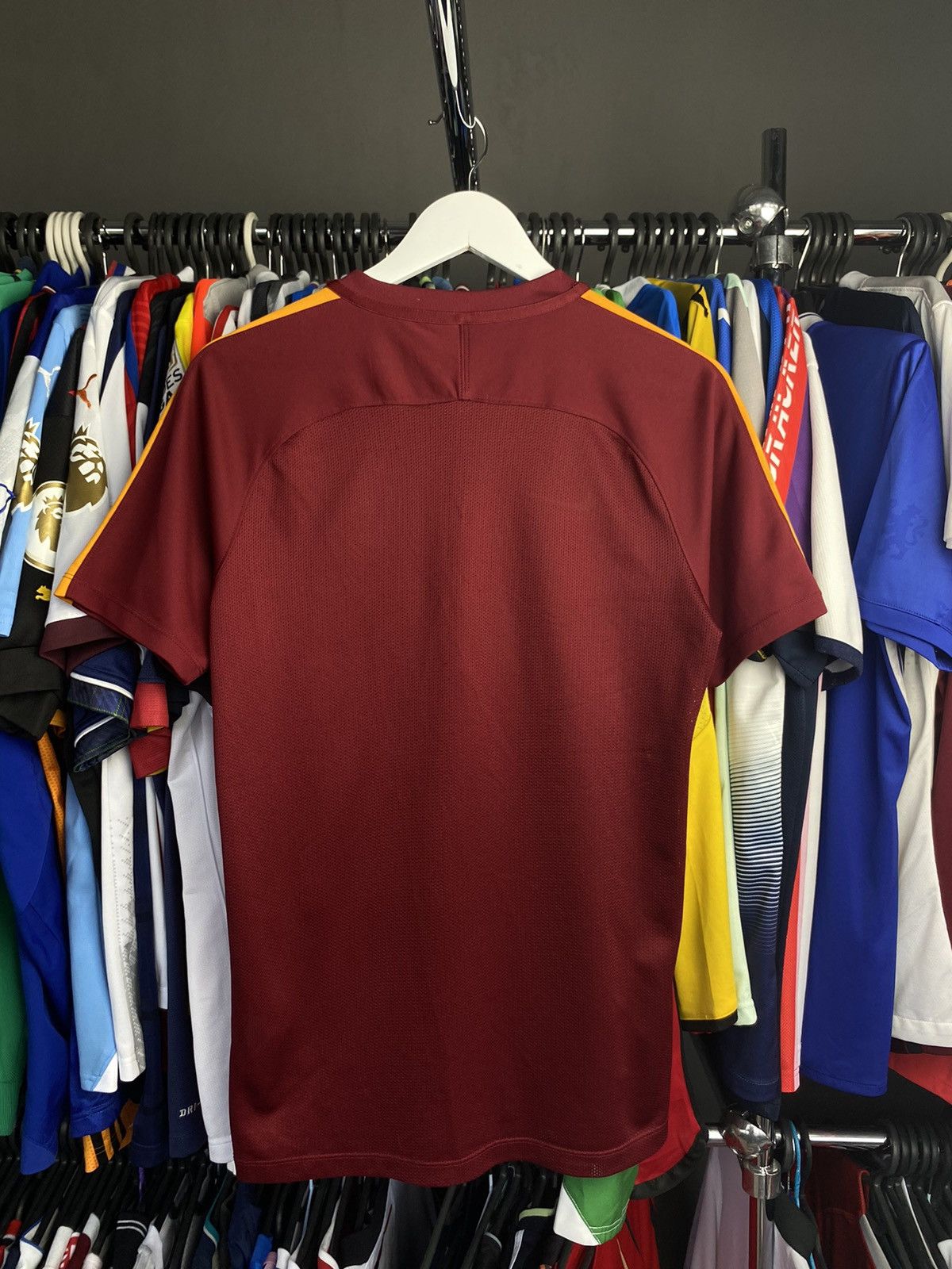 Nike 2014/15 NIKE AC ROMA TRAINING SOCCER FOOTBALL JERSEY SHIRT Size US S / EU 44-46 / 1 - 2 Thumbnail