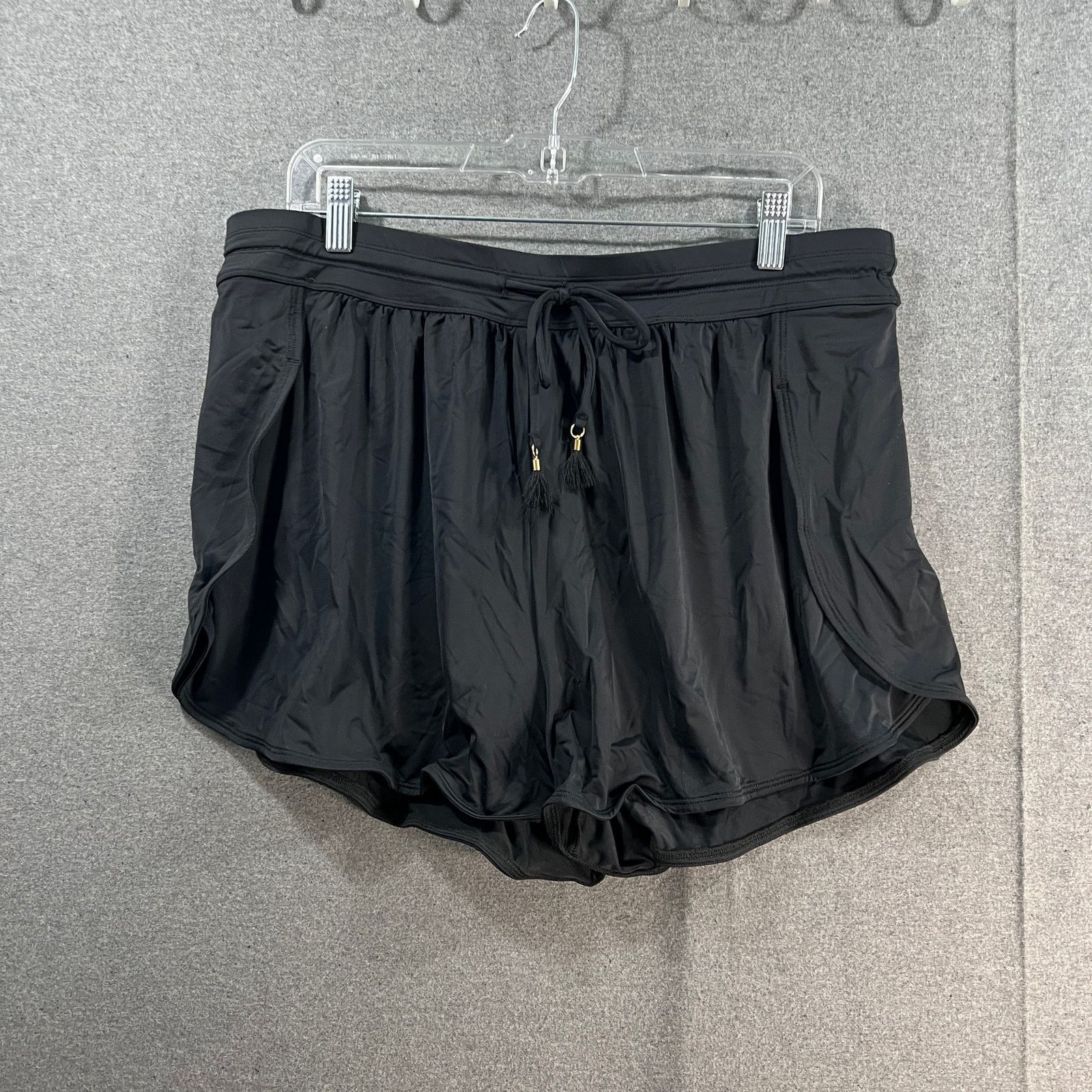 Other Jantzen Cover-Up Swim Over-Short Black, Reg 16 Size XXL / US 16-18 / IT 52-54 - 1 Thumbnail