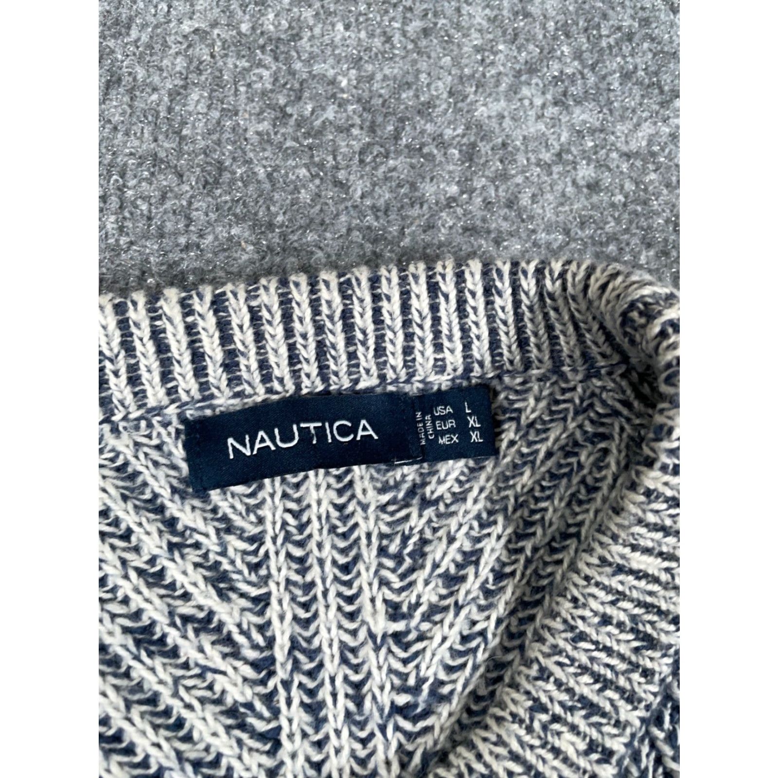 Nautica VINTAGE Nautica Chunky Knit Sweater Adult Large Blue Gray Striped Pullover 90s Retro Mens Size US L / EU 52-54 / 3 - 3 Thumbnail