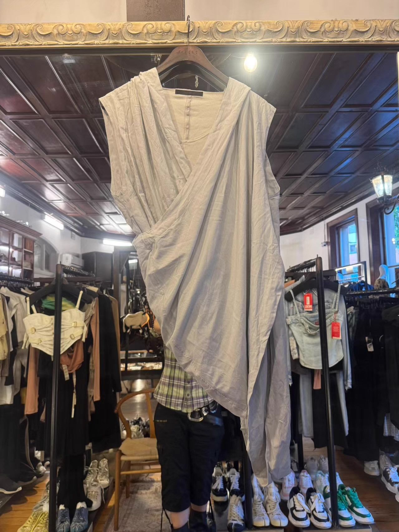 Julius MA_JULIUS 2012FW White Double-Layer Cross Wrap Top Ｑ25 Size US XS / EU 42 / 0 - 1 Thumbnail