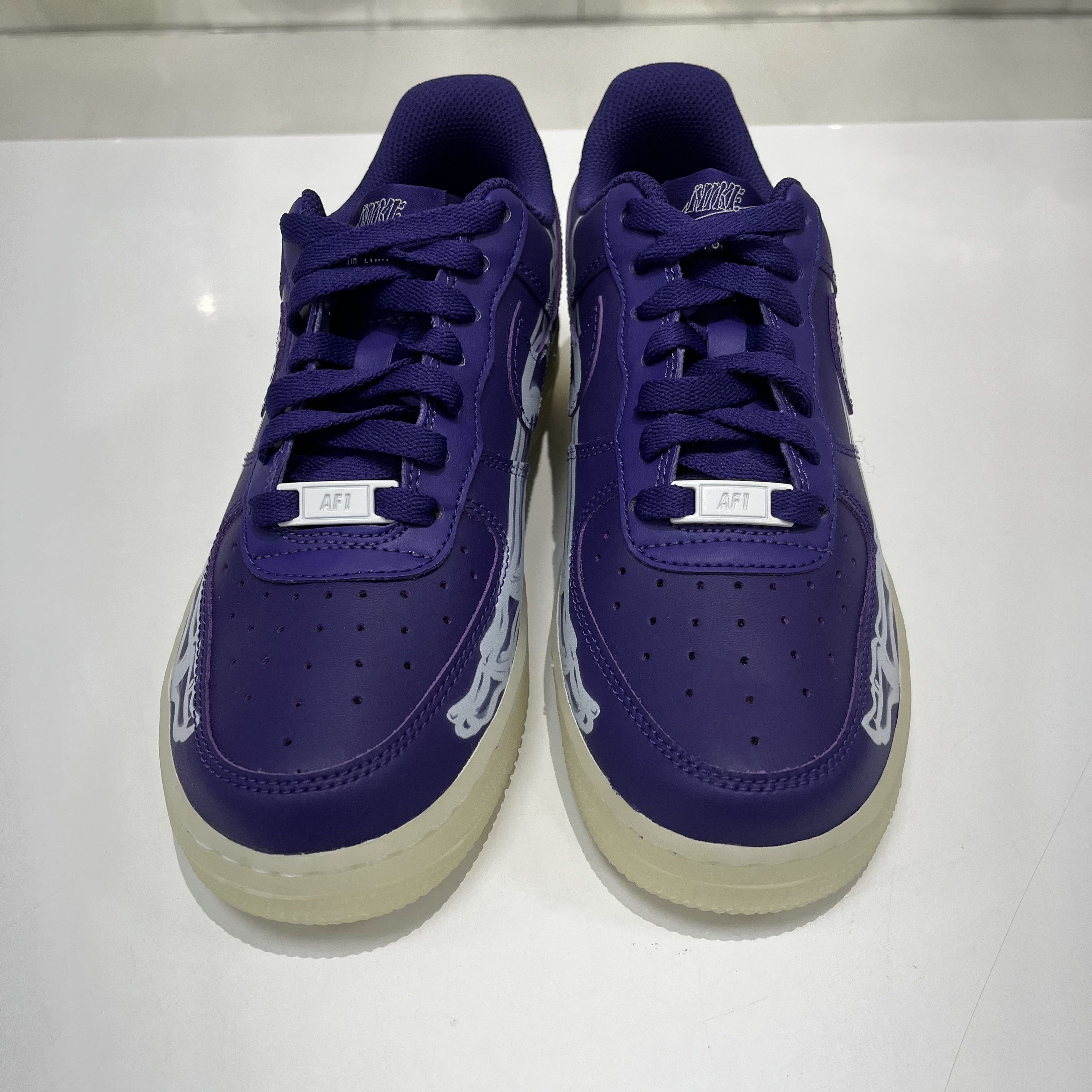 Nike Nike Aair Force 1 Low Skeleton Purple Halloween 2021 Size US 7 / EU 40 - 5 Thumbnail