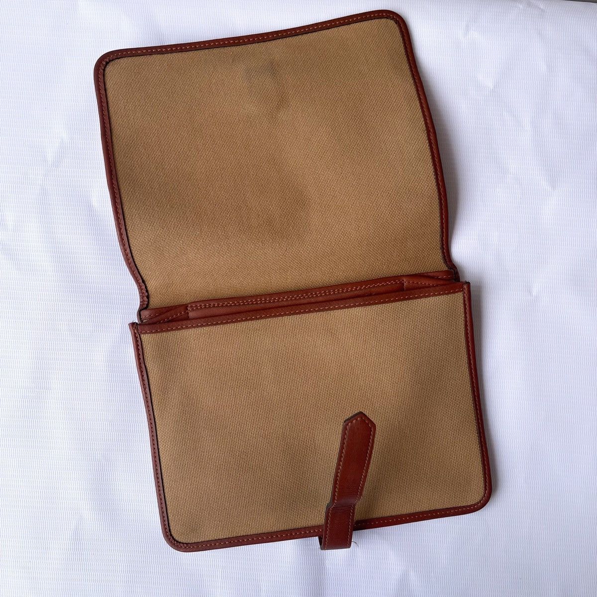 Yves Saint Laurent Yves Saint Laurent Vintage Beige Canvas Clutch Bag Size ONE SIZE - 3 Thumbnail