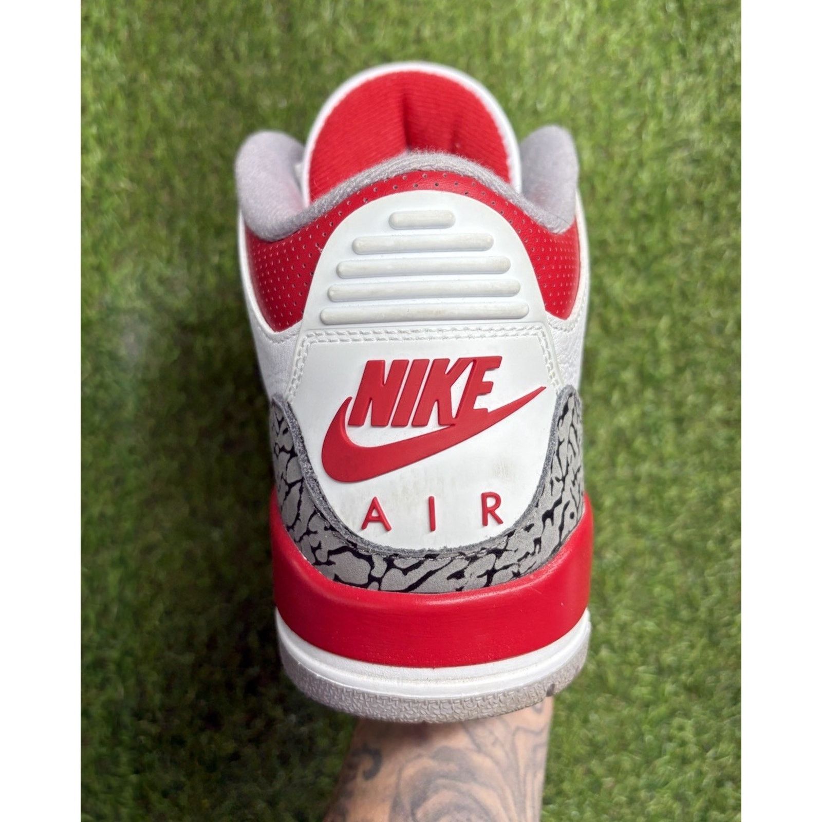 Jordan Brand Air Jordan 3 Retro Mid ' Fire Red ' | EXCELLENT CONDITION! Size US 8 / EU 41 - 3 Thumbnail