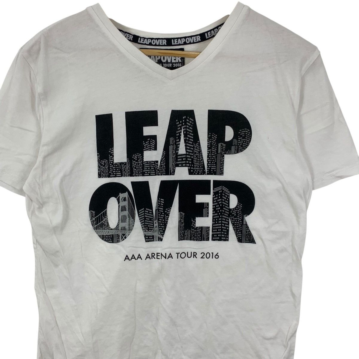 Band Tees AAA ATTACK ALL AROUND Japan Pop Group Idol Tee Shirt Top Size S / US 4 / IT 40 - 6 Thumbnail