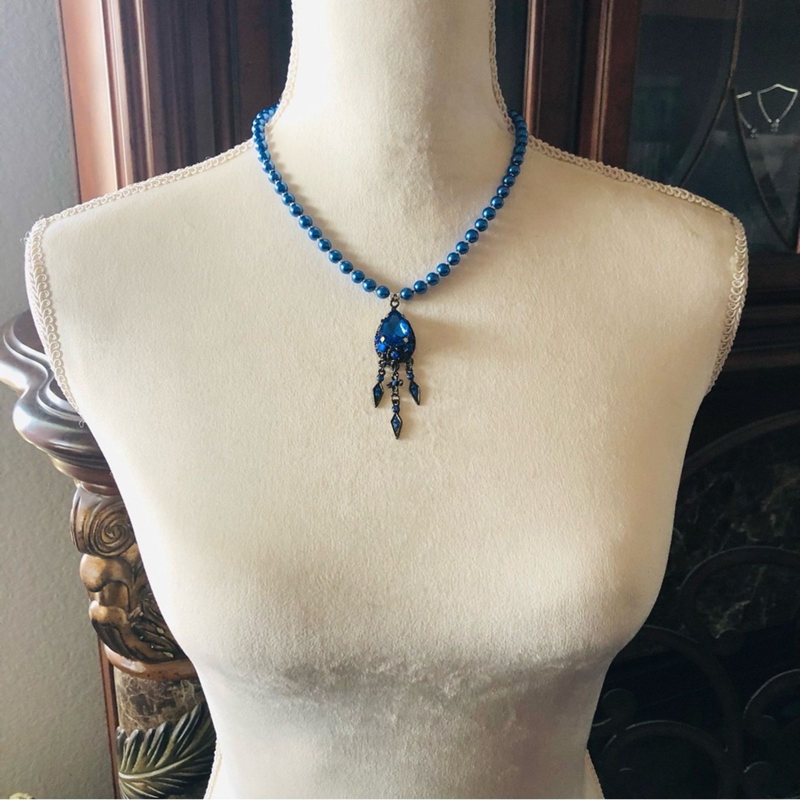 Handmade Handcrafted repurpose royal blue pendant Pearl necklace Size ONE SIZE - 5 Thumbnail
