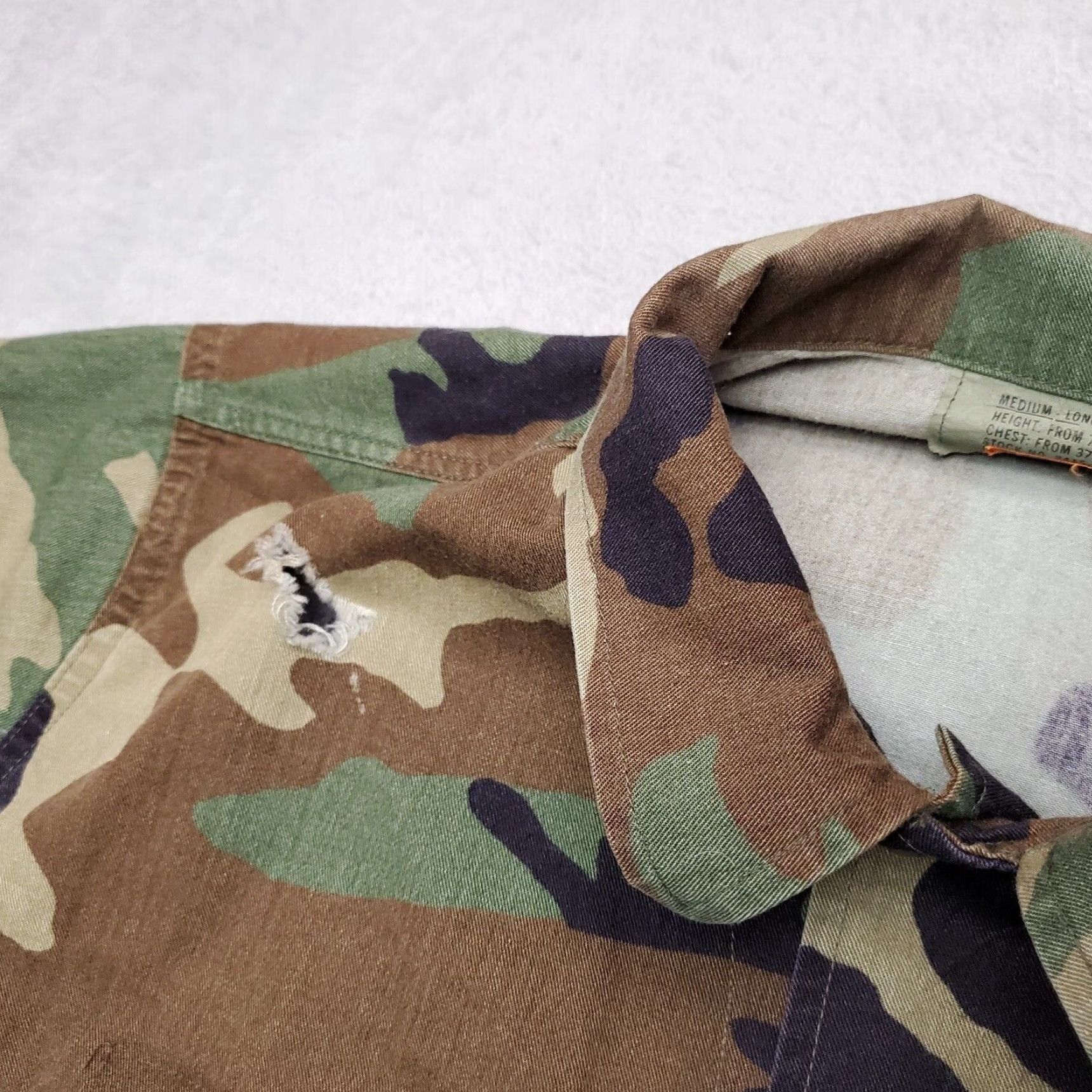 Vintage VINTAGE Woodland Camo Shirt Mens M Long Sleeve Army Military Outdoor Casual Button-Up Size US M / EU 48-50 / 2 - 3 Thumbnail