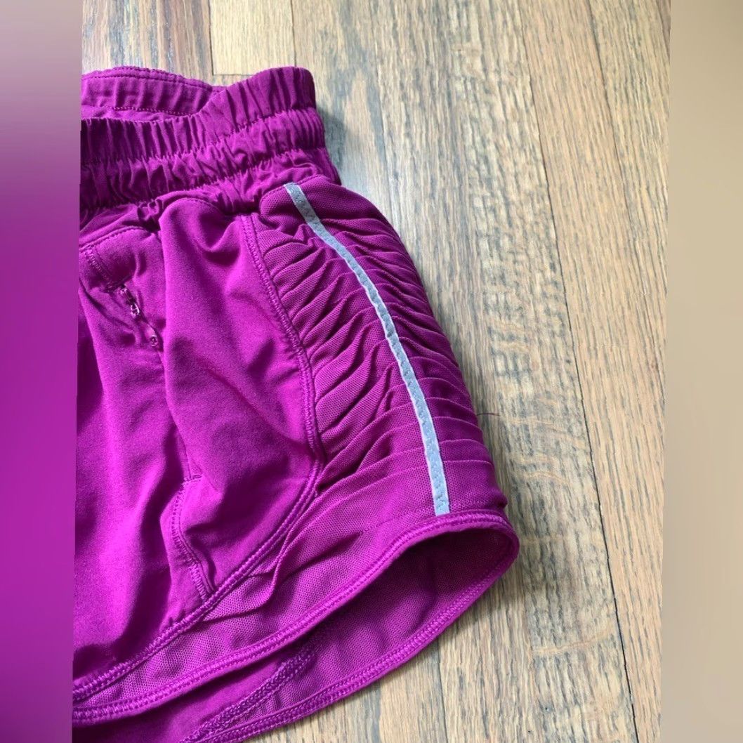 Lululemon Lululemon Purple Shorts 6 Women Regular Athletic Purple 6 Womens Size 28" / US 6 / IT 42 - 2 Thumbnail