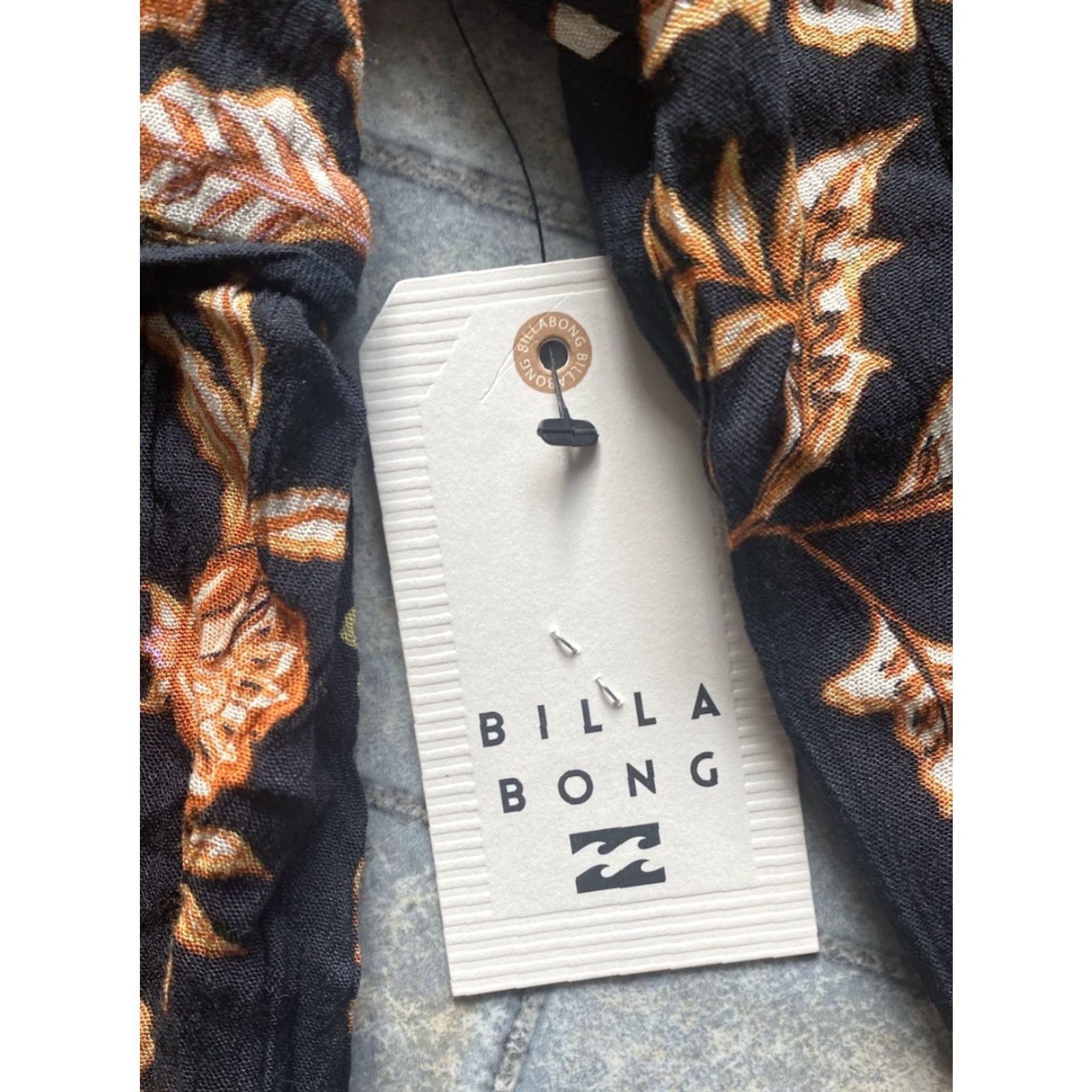 Billabong Billabong Hearts Desire MEDIUM Floral Print Dress Long Sleeve Black/Brown NWT Size XS / US 0-2 / IT 36-38 - 7 Thumbnail