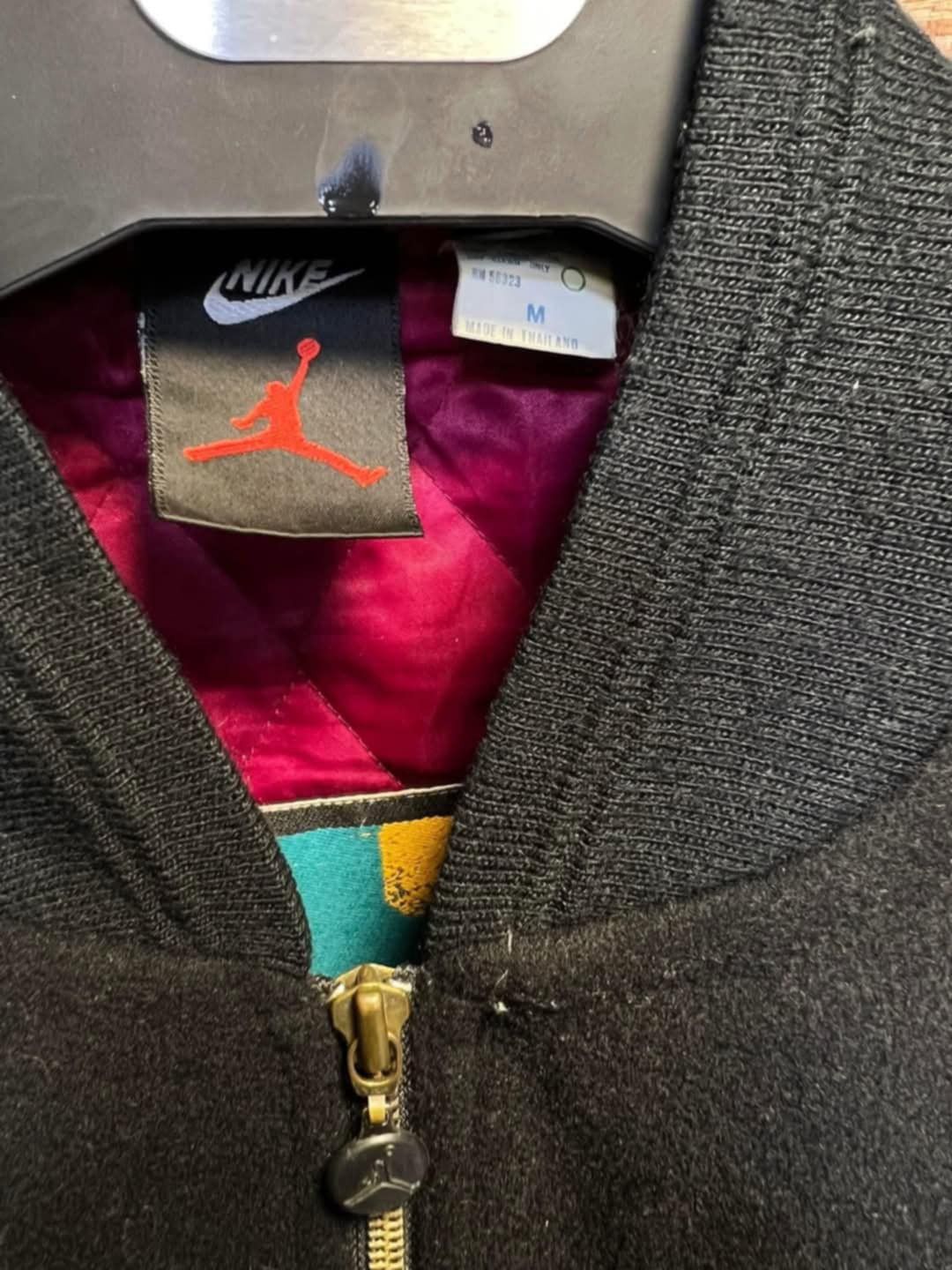 Jordan Brand × Nike vintage Nike Jordan bomber jacket Size US M / EU 48-50 / 2 - 3 Thumbnail