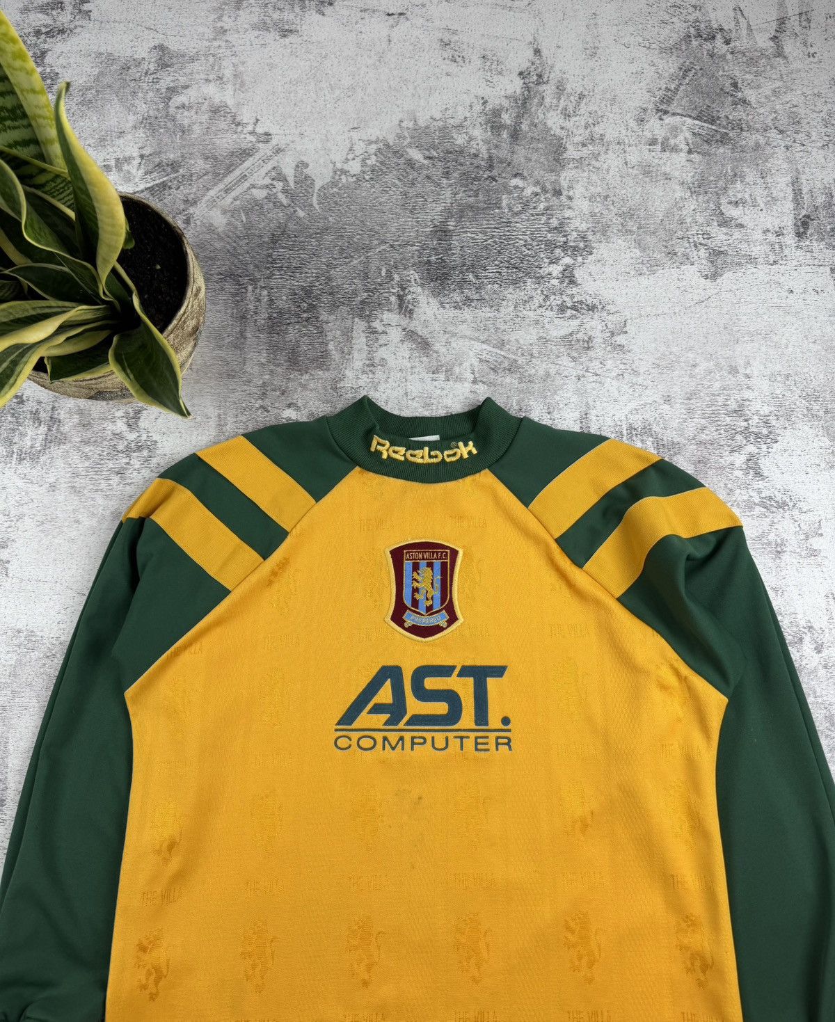 Reebok Vintage Aston Villa Goalkeeper GK Soccer Football Fan T Shirt Jersey Longsleeve Size US S / EU 44-46 / 1 - 5 Thumbnail