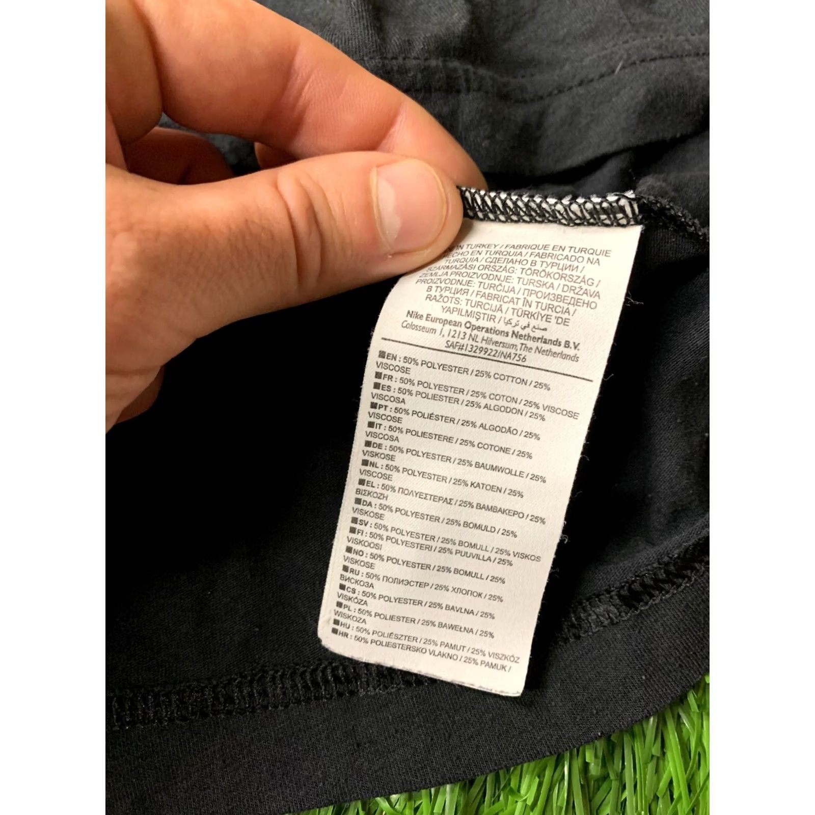 Nike NIKE T-Shirt Shirt Men 2014 Casual Short Sleeve Jersey Large Black Slim Logo 2014 Nike Mens Large Short Sleeve T-Shirt Size US L / EU 52-54 / 3 - 5 Thumbnail