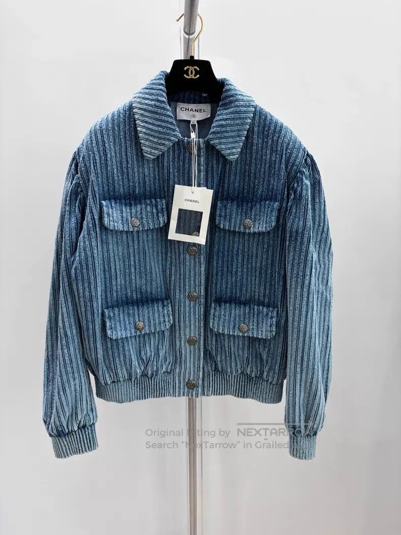 Chanel Chanel Blue diamond corduroy jacket Size XS / US 0-2 / IT 36-38 - 1 Thumbnail