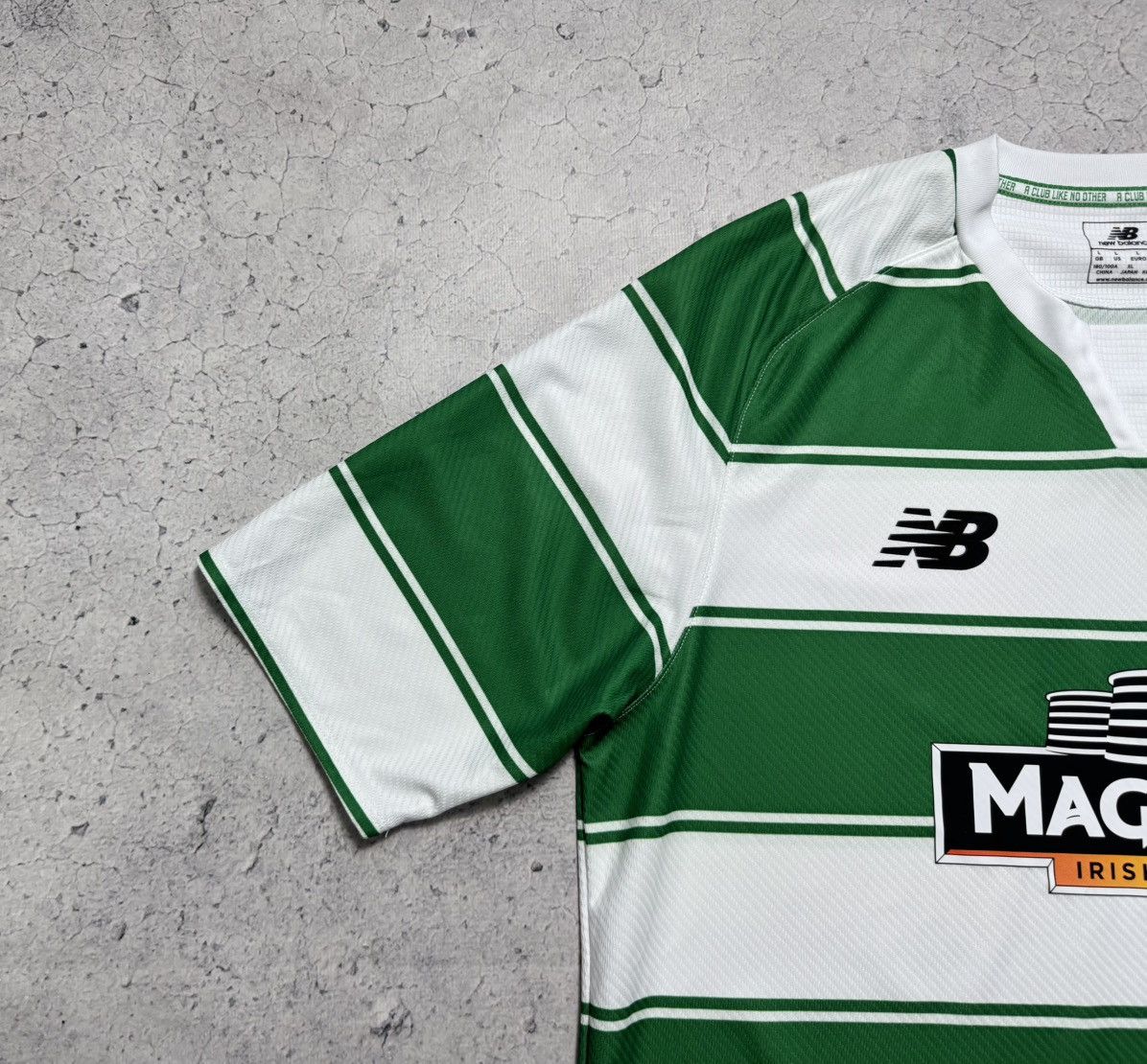 New Balance New Balance FC Celtic 2015/2016 Vintage Soccer Jersey Size US L / EU 52-54 / 3 - 6 Thumbnail