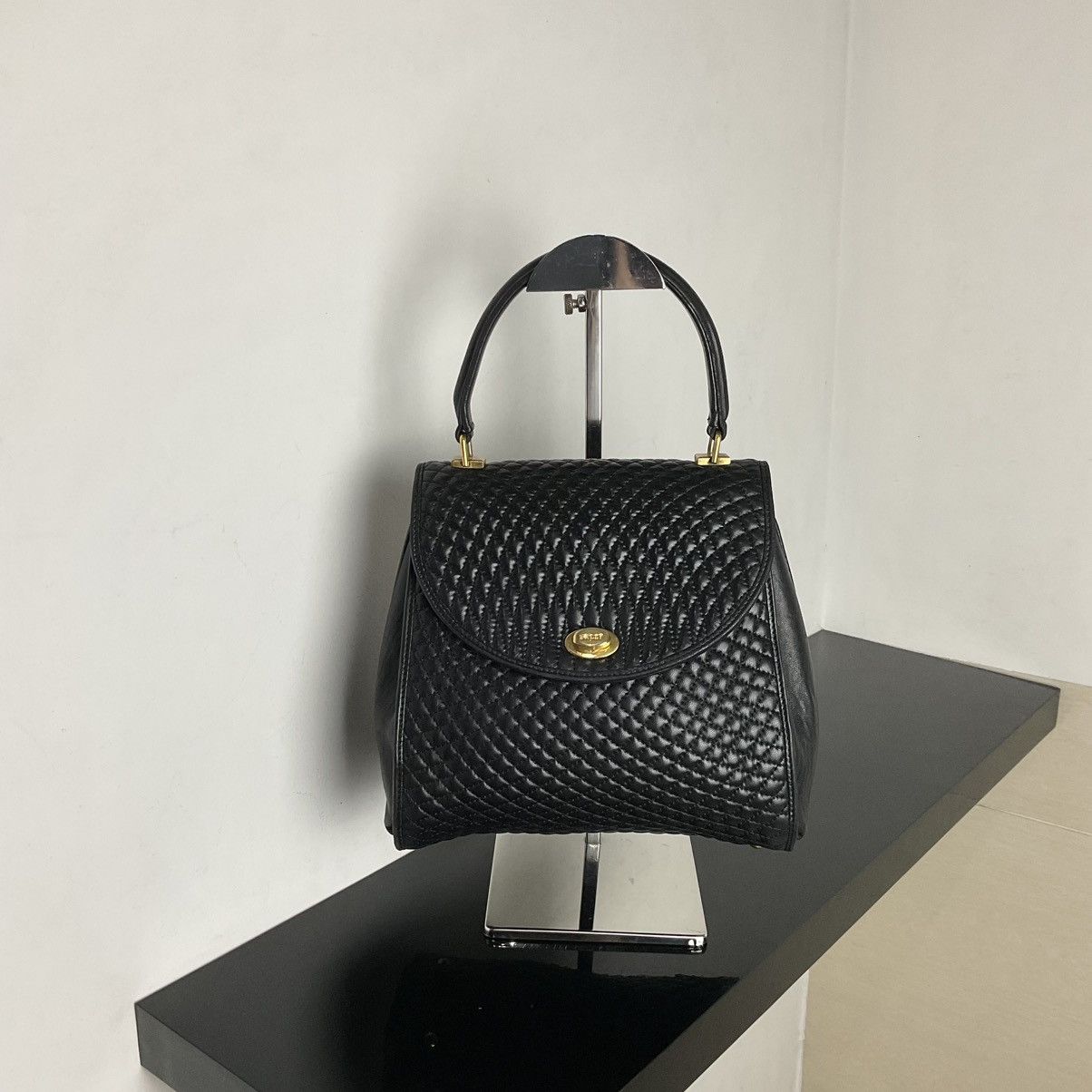 Bally Bally Quilted Top-Handle Bag in Very Good Condition Size ONE SIZE - 1 Thumbnail