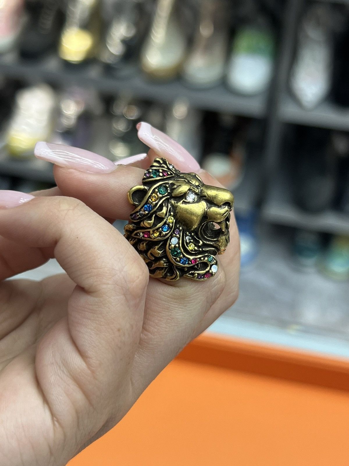 Gucci Gucci Crystal Lion Head Ring Size ONE SIZE - 4 Thumbnail