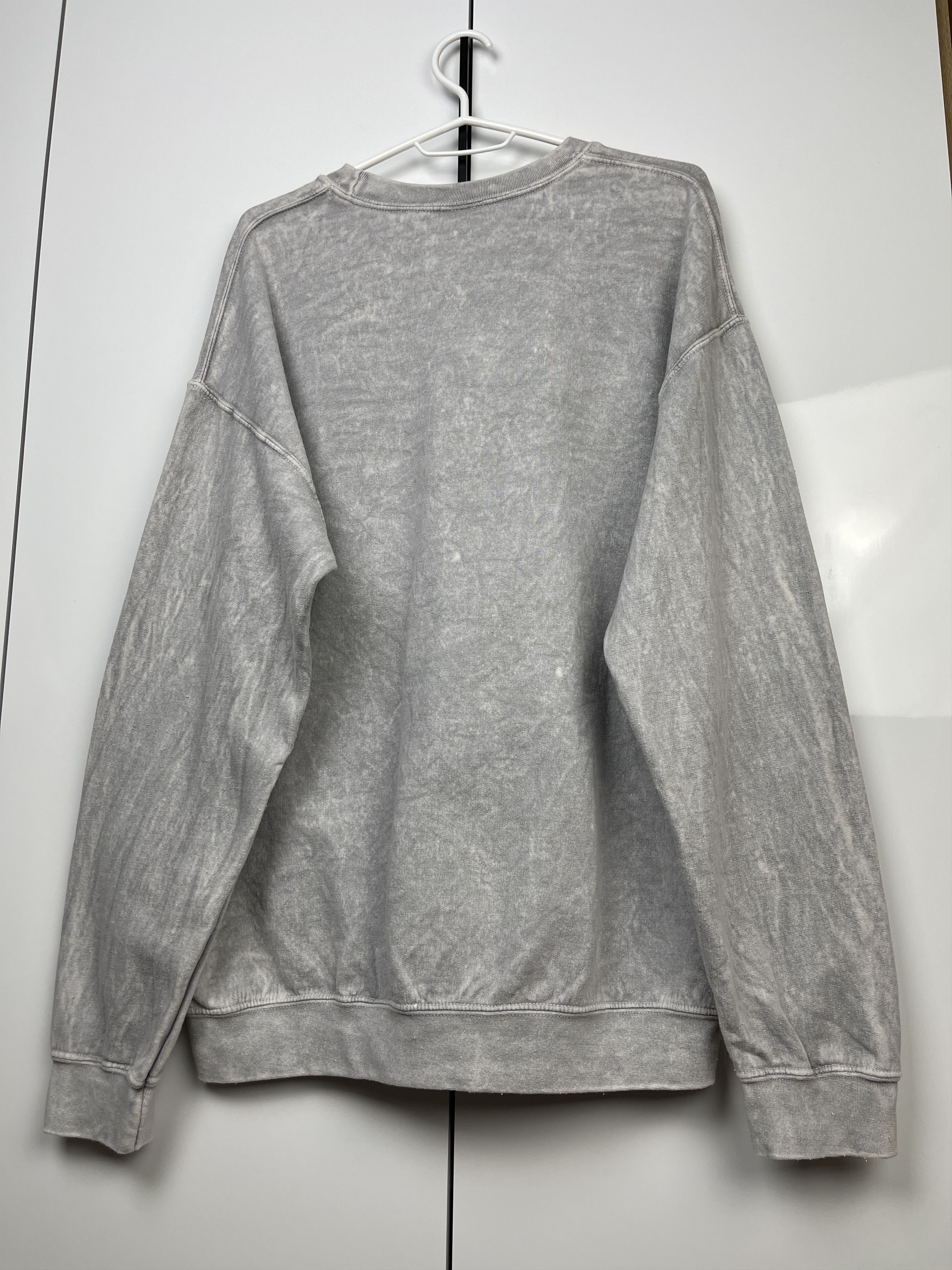 Anime Yuri On Ice Sweatshirt Crunchyroll Japan Anime Size US M / EU 48-50 / 2 - 3 Thumbnail