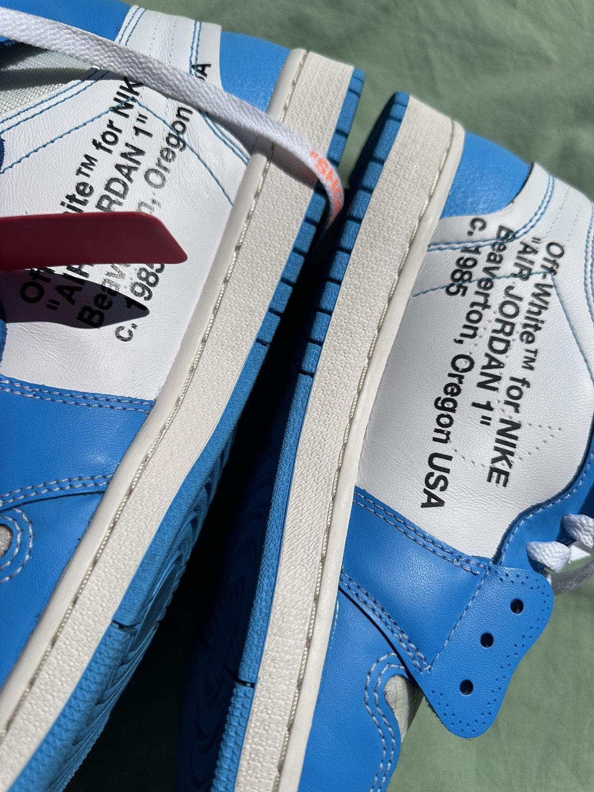 Jordan Brand *Final Price Drop* Air Jordan 1 OFFWHITE UNC Size US 11 / EU 44 - 4 Thumbnail