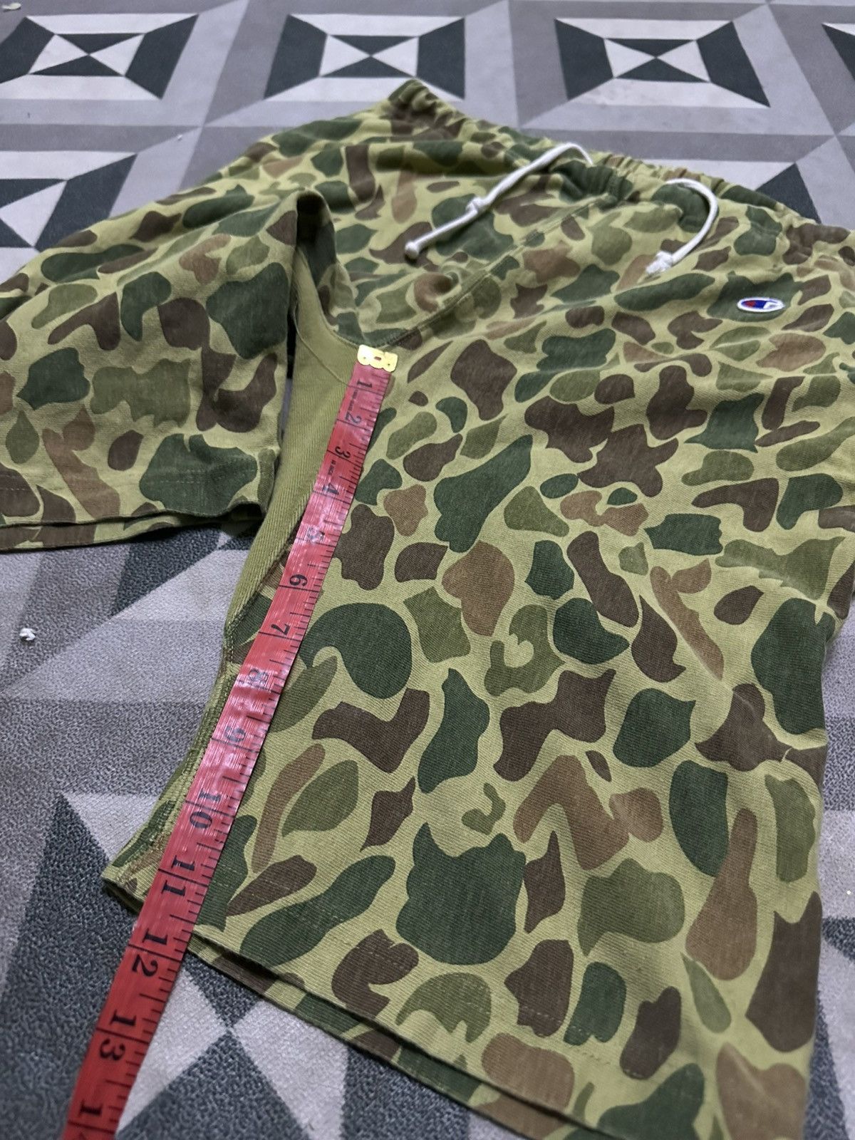 Champion Champion reverse weave camouflage short Size US 30 / EU 46 - 14 Thumbnail