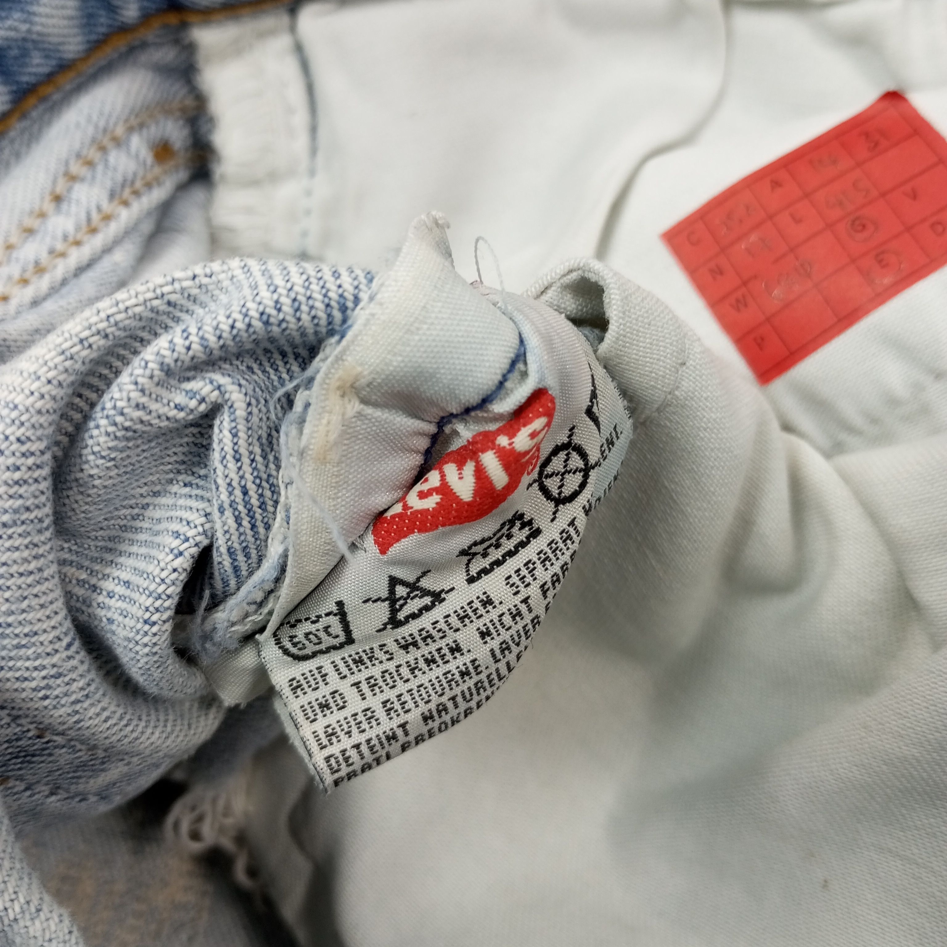 Levi's Levis Fashion Style Distressed Jeans c252n Size US 28 / EU 44 - 14 Thumbnail