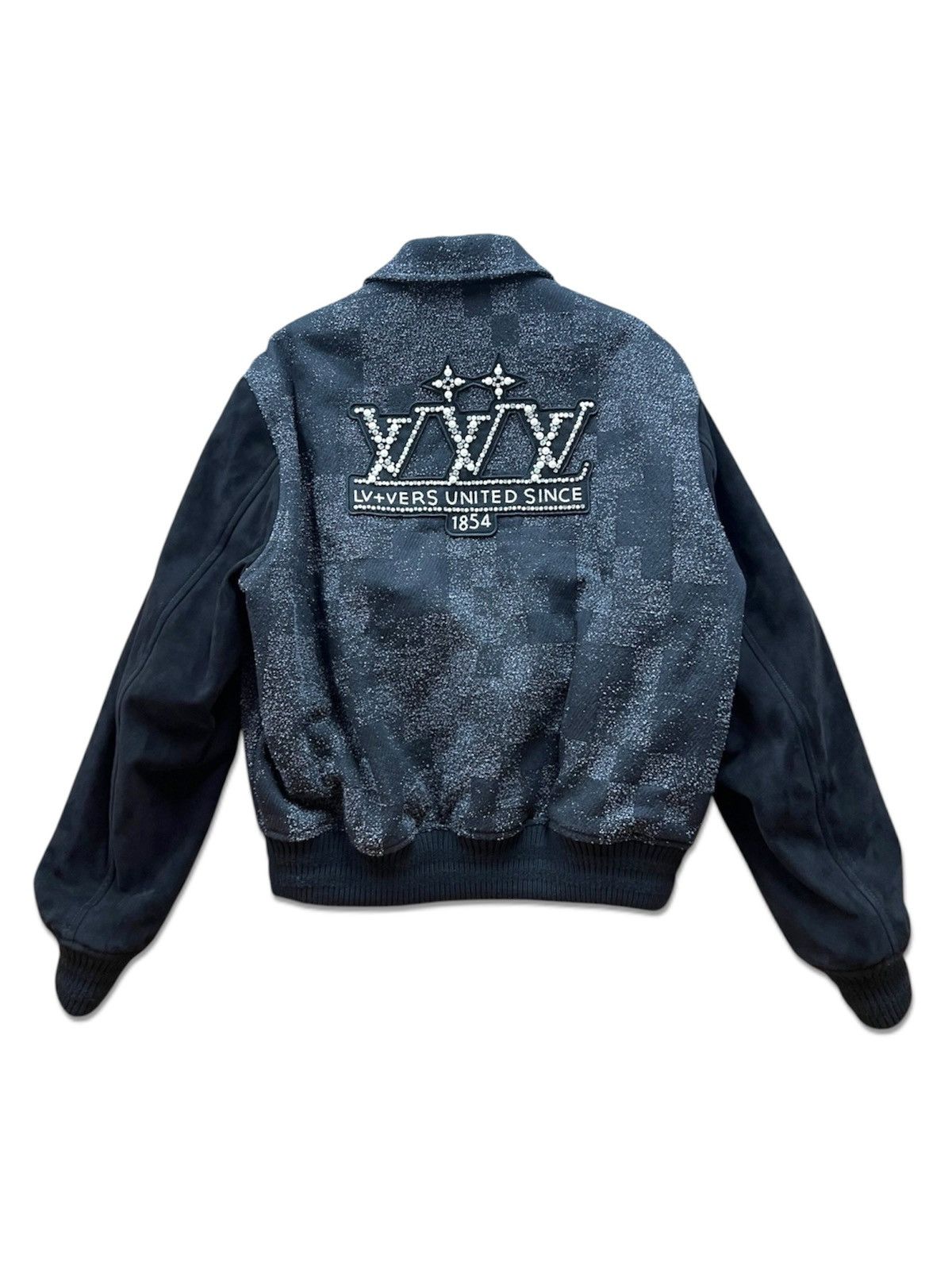 Louis Vuitton Louis Vuitton 50 Pearl whiskey swarovski Embroidered Jacket Size US M / EU 48-50 / 2 - 2 Thumbnail