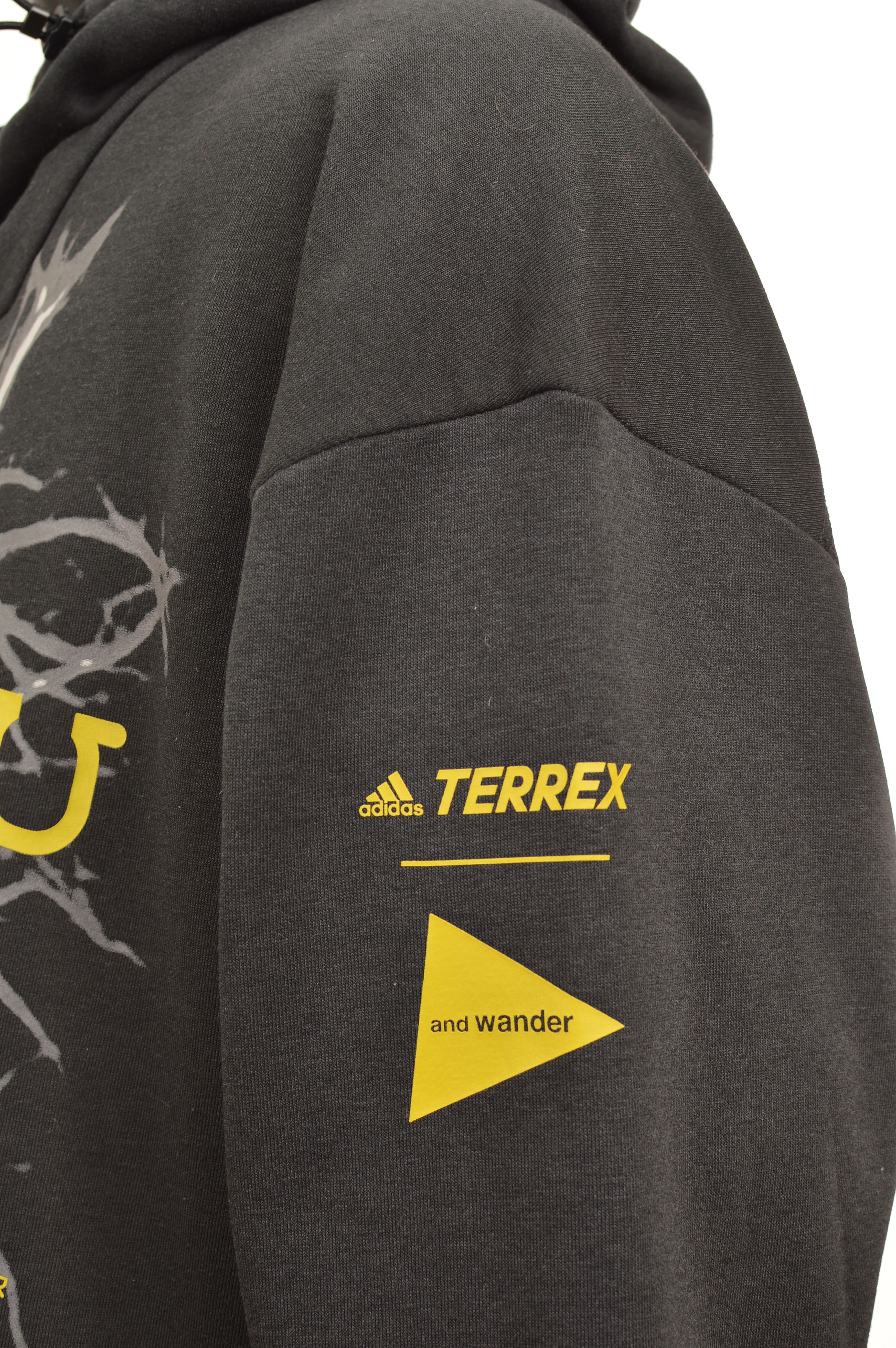 Adidas Adidas Terrex x and Wander Graphic Hoodie Hoody Size US M / EU 48-50 / 2 - 4 Thumbnail