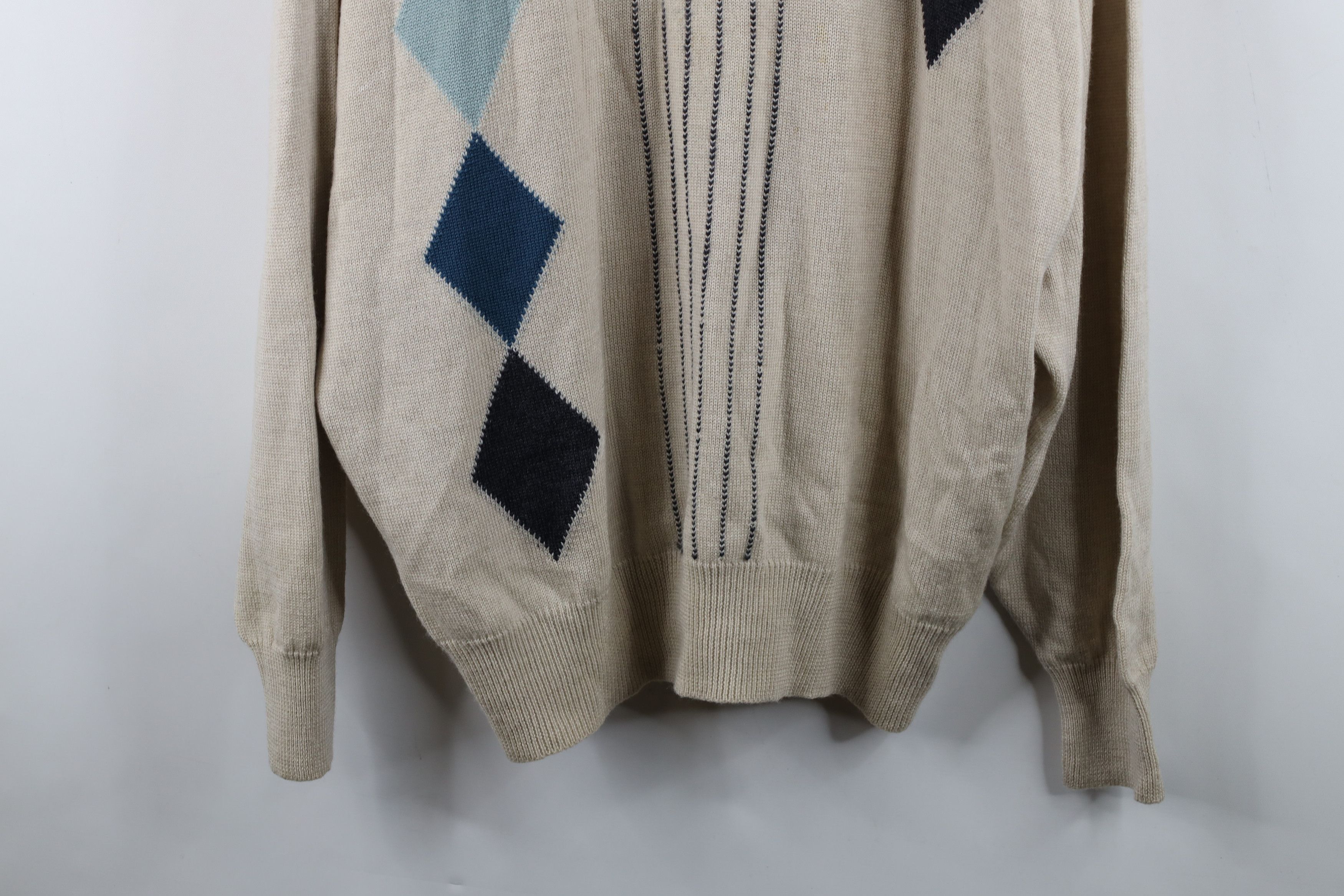 Vintage Vintage 90s Streetwear Argyle Pure New Wool Knit Sweater Size US L / EU 52-54 / 3 - 3 Thumbnail