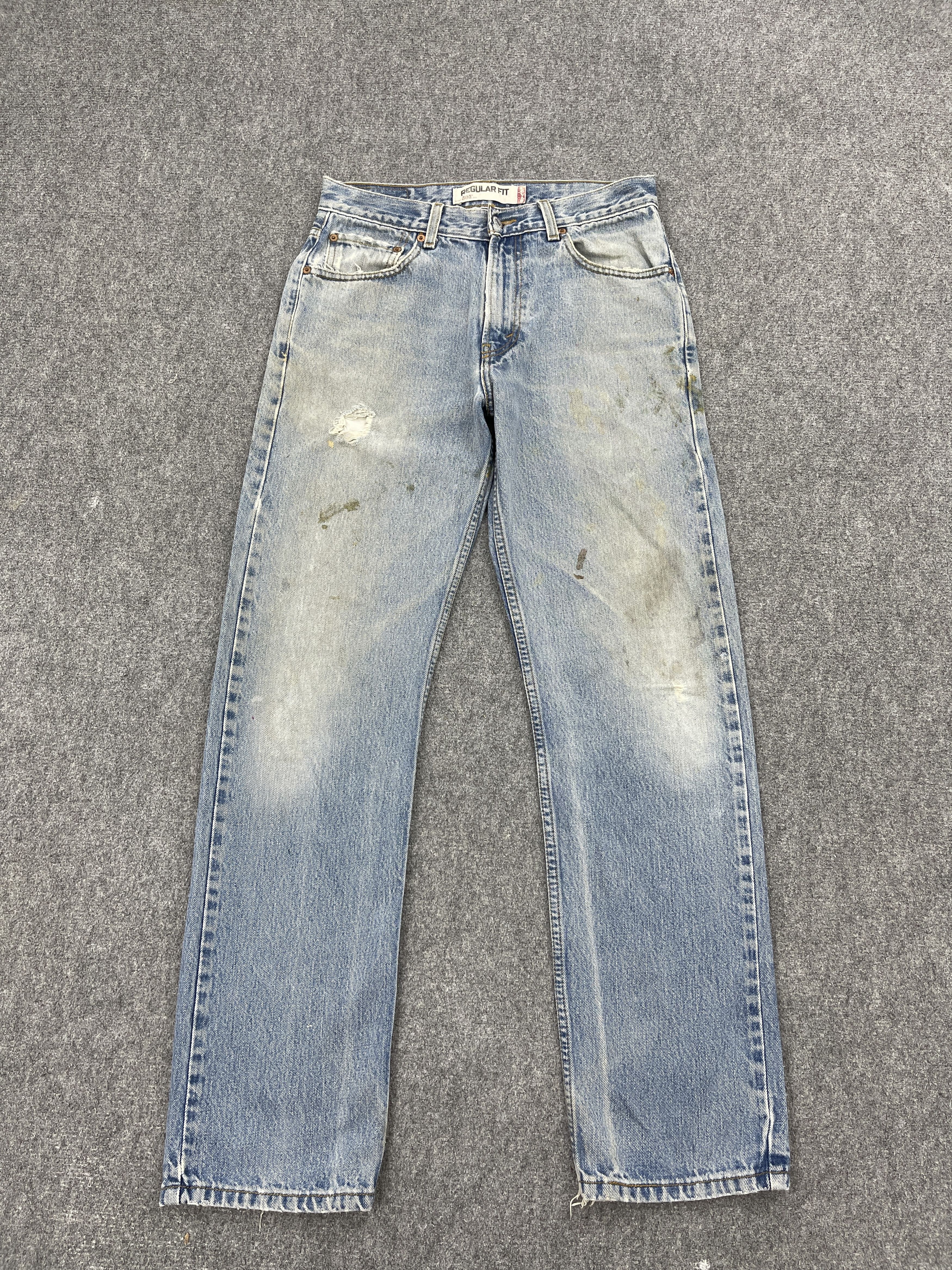 Vintage Levi's 505 Light Wash Distressed Jeans DP2574