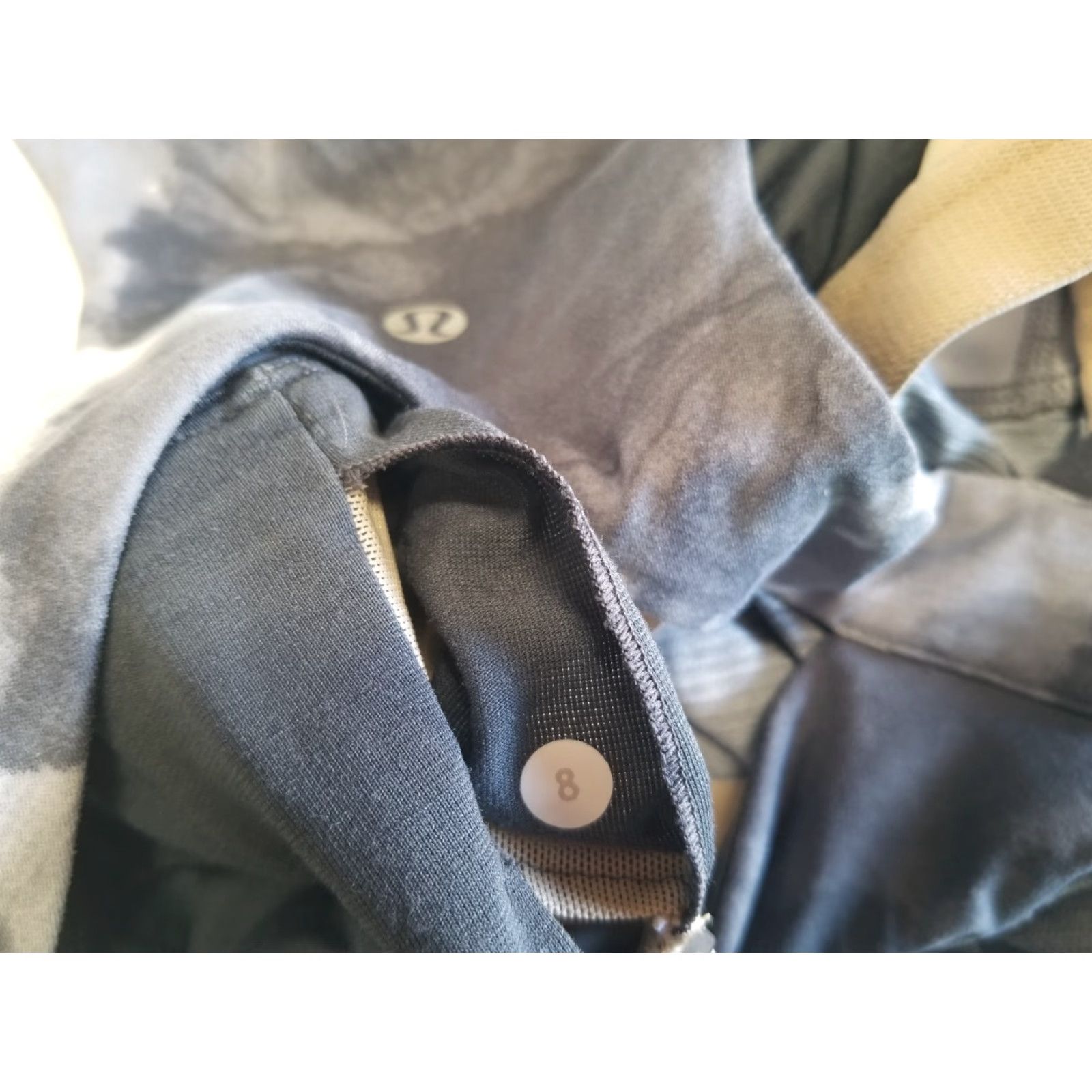 Lululemon Lululemon Tank Top Built-In Bra Gray Size 8 Women Activewear Non Padded Tank Top Size M / US 6-8 / IT 42-44 - 7 Thumbnail