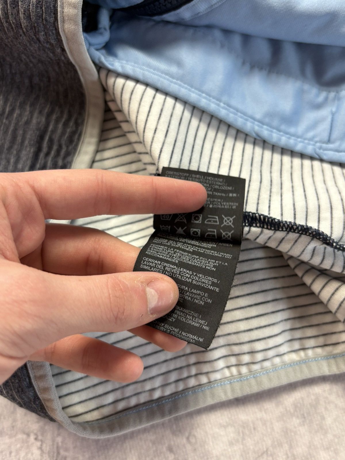 Jack Wolfskin Vintage Jack Wolfskin ZIP track suit retro small haft logo Size US M / EU 48-50 / 2 - 11 Thumbnail