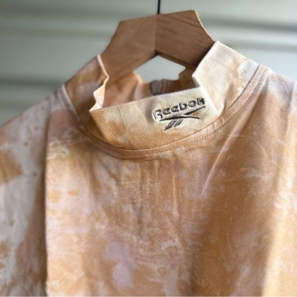 Adidas NWT ADIDAS WOMEN’S CLOUD SPLATT T-SHIRT SZ LARGE L Size L / US 10 / IT 46 - 4 Thumbnail
