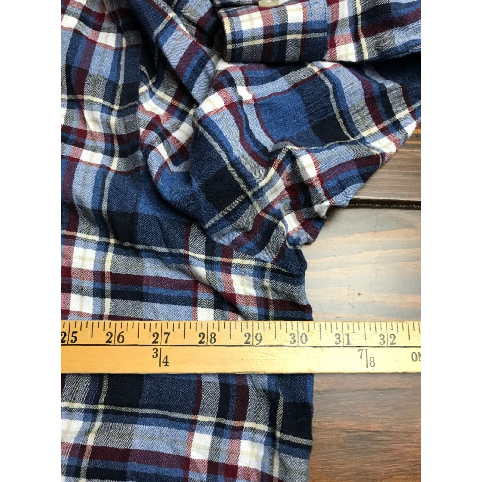 Van Heusen Van Heusen Shirt Men's Size 3XL Blue Red White Plaid Button Up Long Sleeve Size US XXL / EU 58 / 5 - 3 Thumbnail