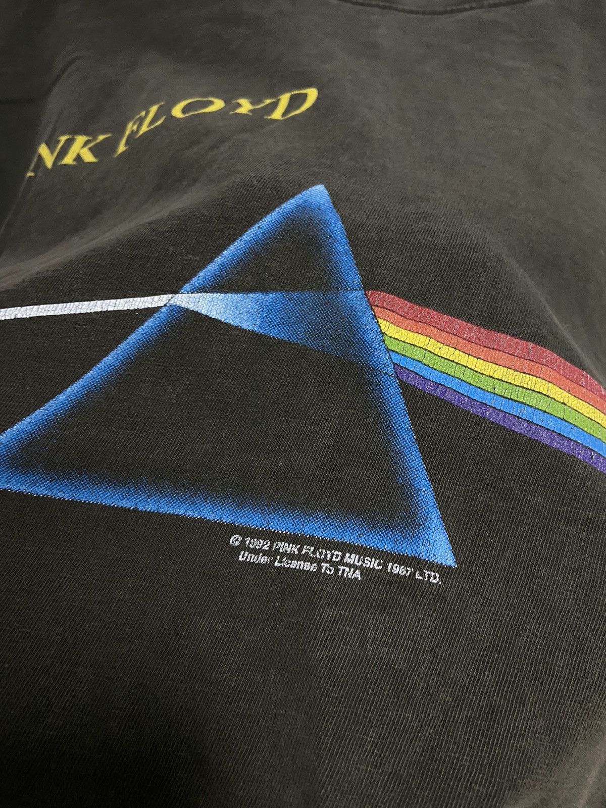 Band Tees × Pink Floyd × Vintage Pink Floyd 1992 big logo t shirt vintage band Size US XL / EU 56 / 4 - 4 Thumbnail