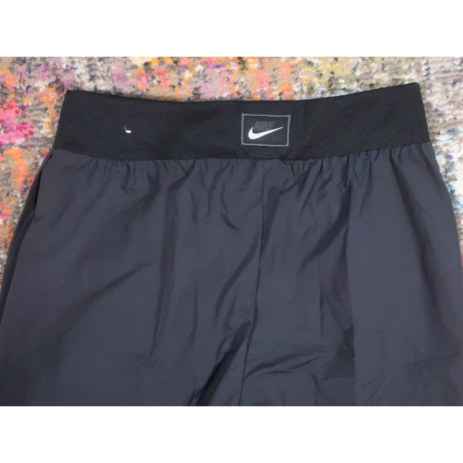 Nike Nike Icon Clash Pants Womens M Black Retro Wide-Leg Nylon Sweatpants (Activewear) Size 32" / US 10 / IT 46 - 4 Thumbnail