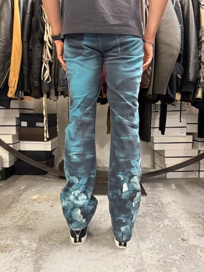 Designer × Roberto Cavalli × Vintage FW2000 Roberto Cavalli Blue Flowers Spectrum Pants Size US 31 - 5 Thumbnail