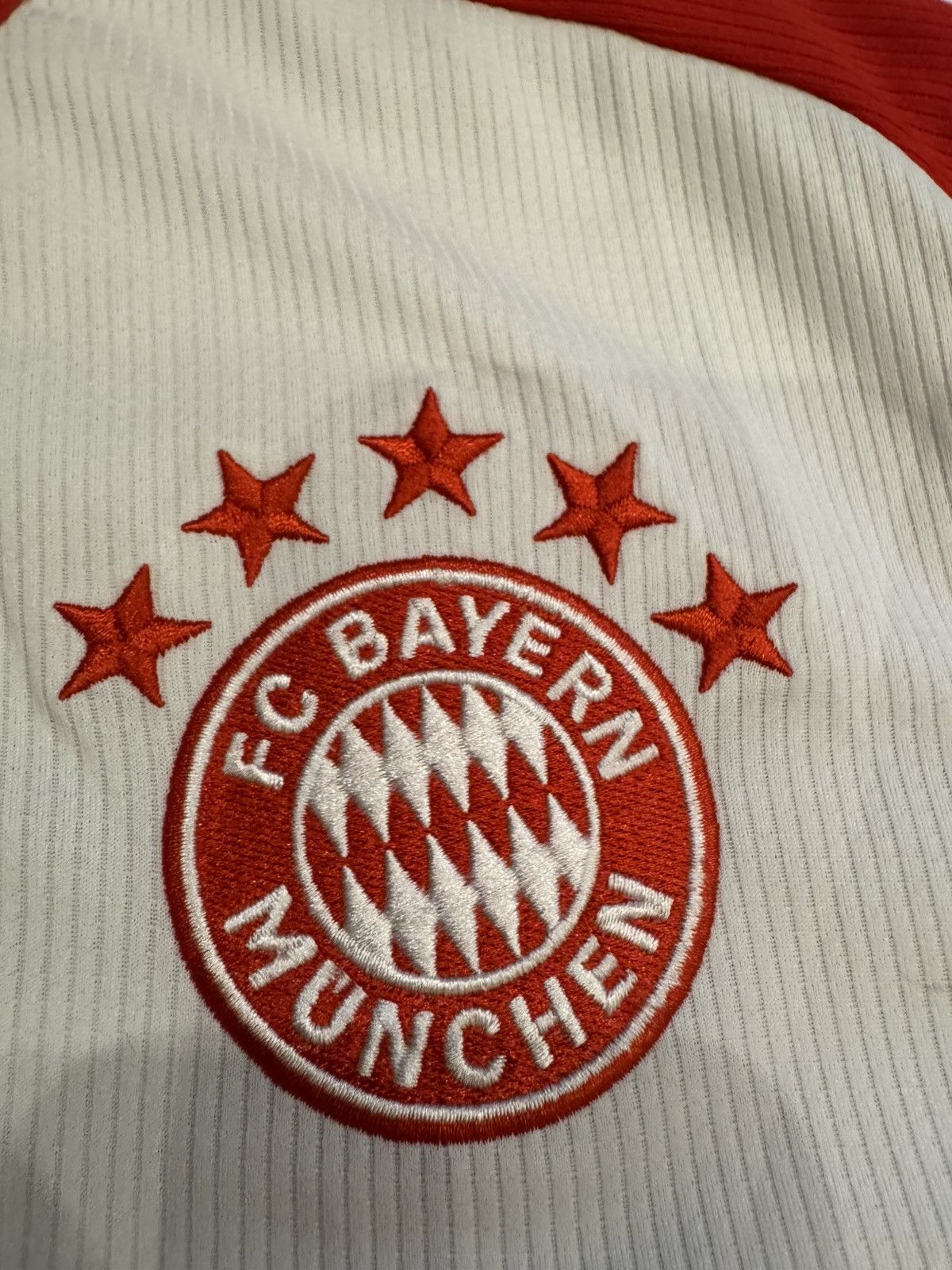 Adidas BAYERN MÜNICH 2023 2024 HOME FOOTBALL SHIRT ADIDAS SIZE M Size US M / EU 48-50 / 2 - 6 Thumbnail