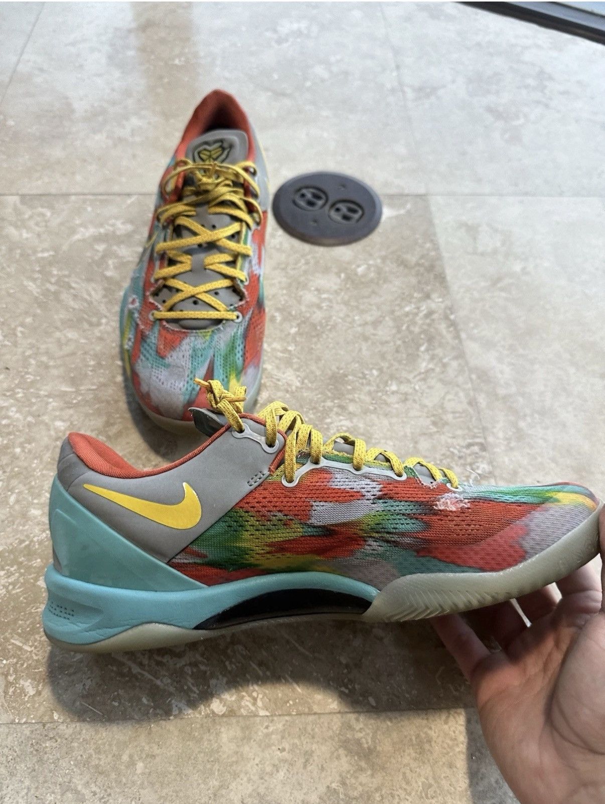 Nike Kobe 8 venice beach protro Size US 10 / EU 43 - 4 Thumbnail