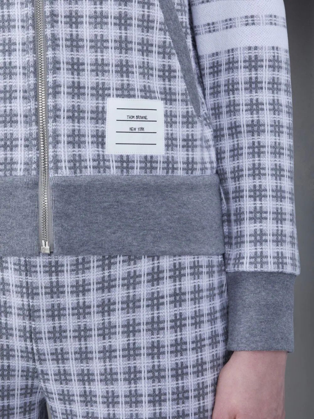 Thom Browne o1s22i1n0924 4-Bar Sweatshirt Check Knit in Grey Size S / US 4 / IT 40 - 4 Thumbnail