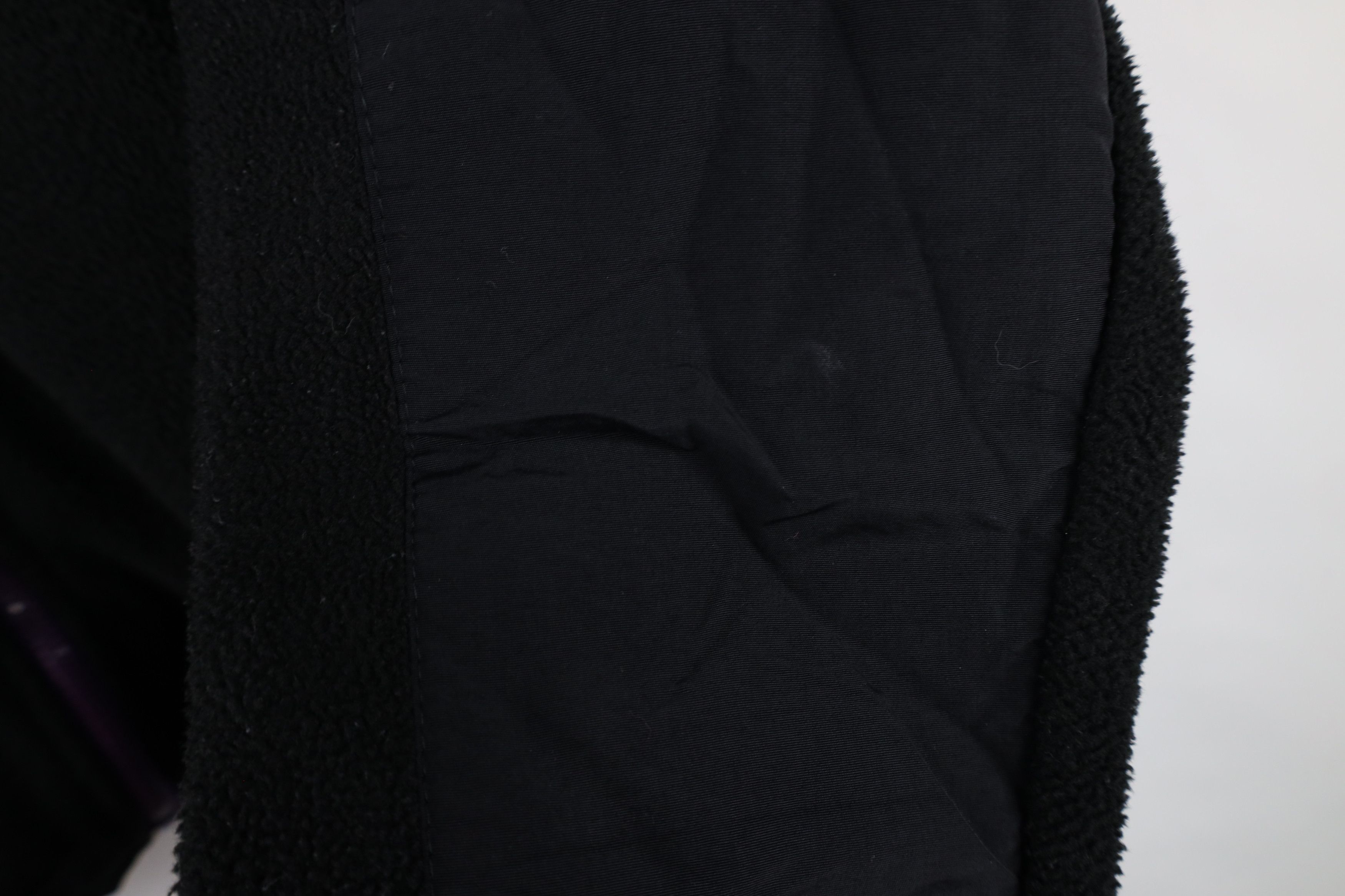The North Face × Vintage Vintage The North Face Denali Fleece Jacket Black Purple Size XL / US 12-14 / IT 48-50 - 4 Thumbnail