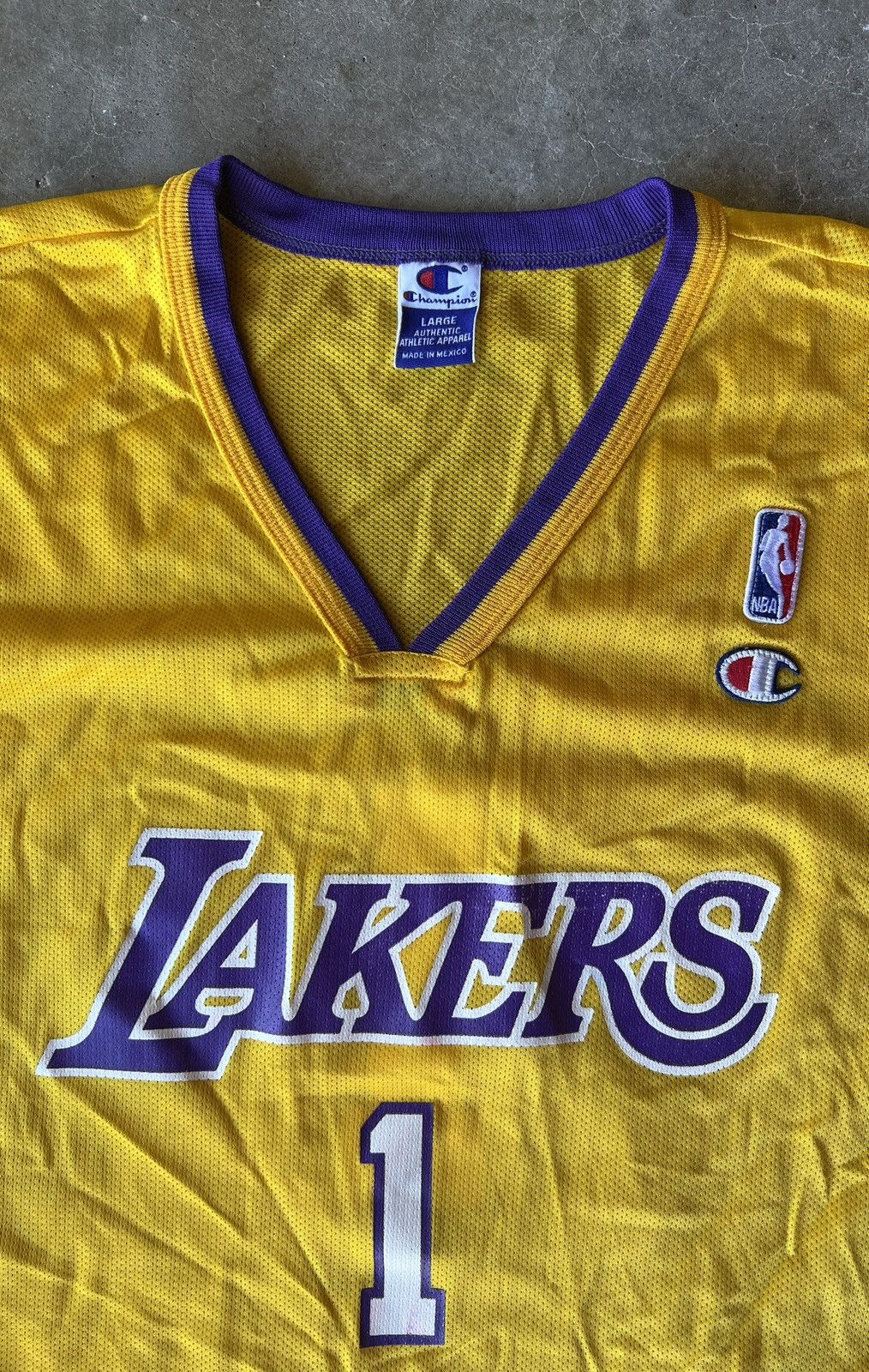 Champion × NBA × Vintage Los Angeles Lakers Basketball Jersey by Champion Size 44 Size US L / EU 52-54 / 3 - 3 Thumbnail