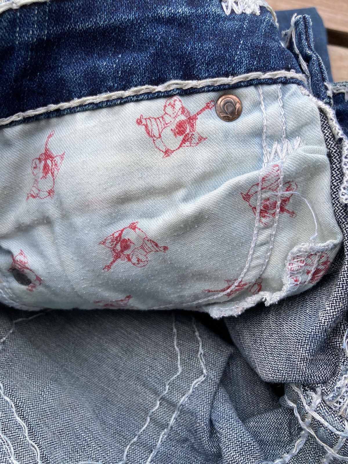 True Religion Y2K True Religion Flare Blue Jeans Size 28" / US 6 / IT 42 - 14 Thumbnail