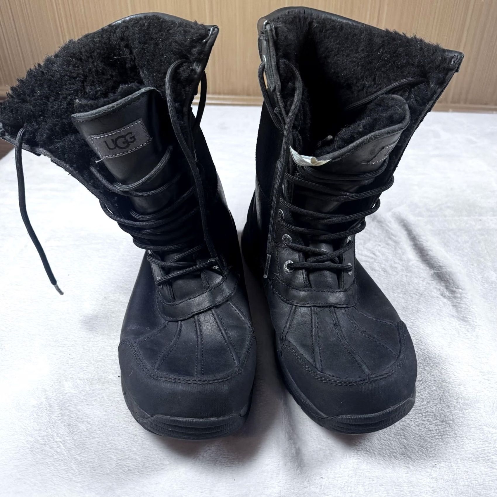 Ugg UGG Snow Boots Mens 10 Black Leather Waterproof Shearling Lined Vibram Boots Size US 10 / EU 43 - 4 Thumbnail