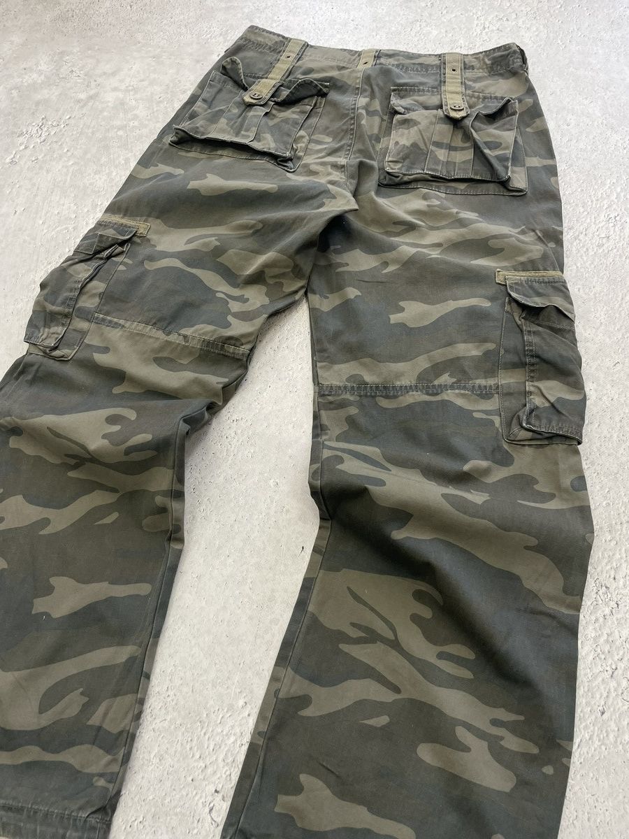 Japanese Brand Carharttt style y2k camo baggy cargo pants japanese style Size US 31 - 11 Thumbnail