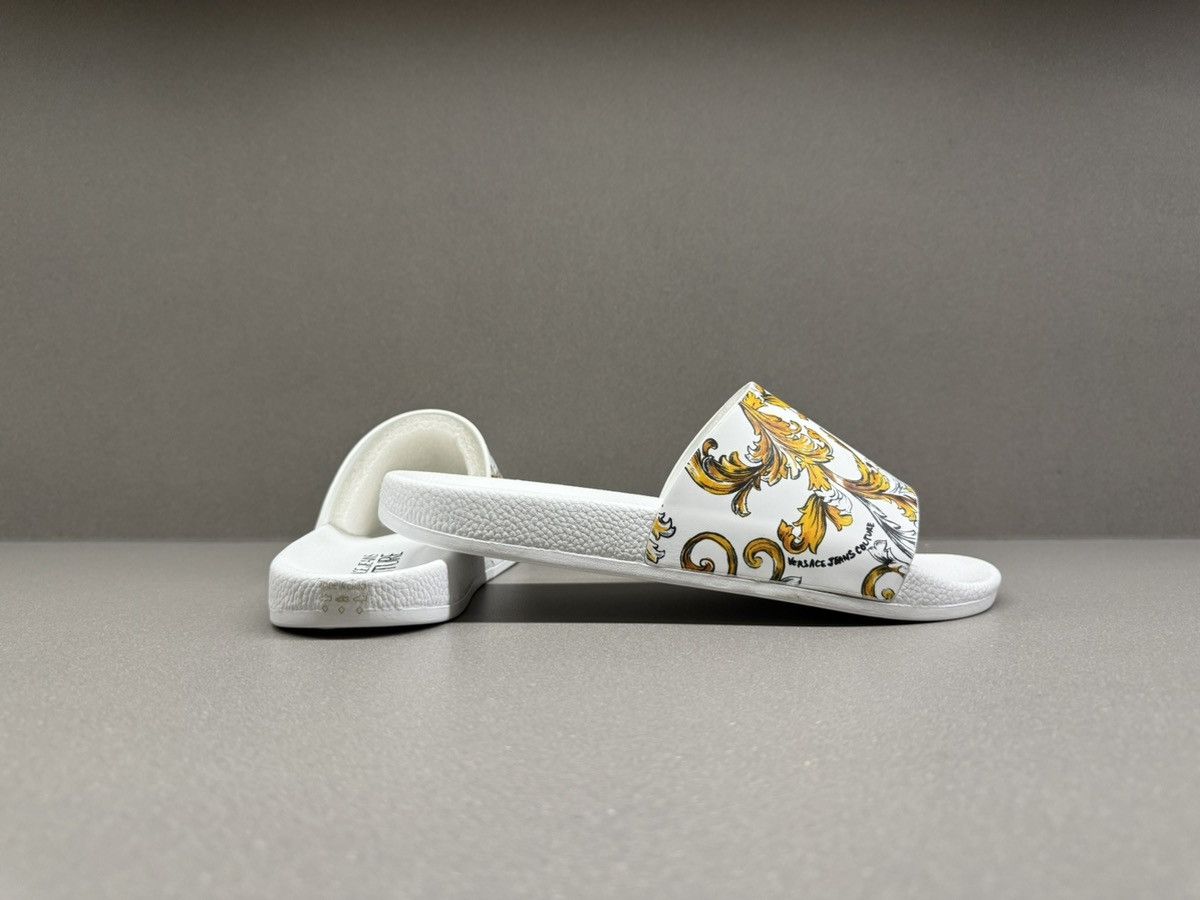 Versace Jeans Couture Versace Jeans Couture Outline Barocco Sliders Size US 9 / EU 42 - 7 Thumbnail