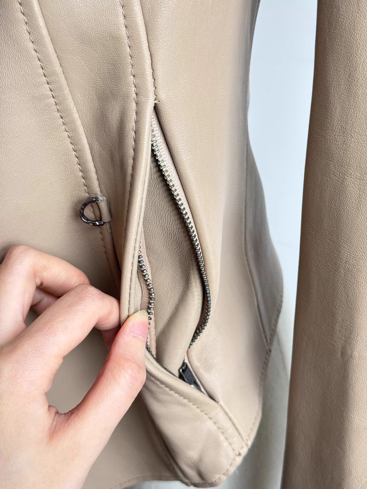 Helmut Lang Helmut Lang 2012AW Asymmetric Leather Jacket Size P Size ONE SIZE - 2 Thumbnail