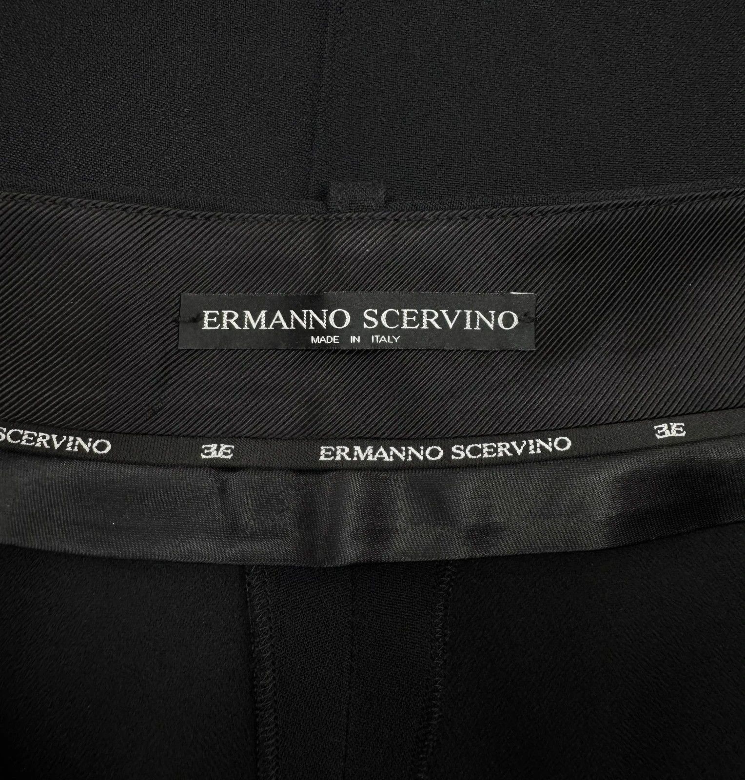 Ermanno Scervino Ermanno Scervino Navy Blue Culottes size 44 Size 30" / US 8 / IT 44 - 10 Thumbnail
