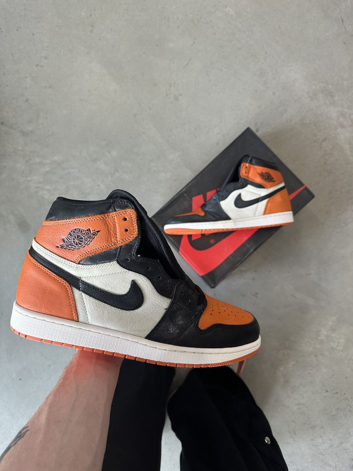 Jordan Brand × Nike AJ1 Shattered Backboard Size US 13 / EU 46 - 1 Thumbnail