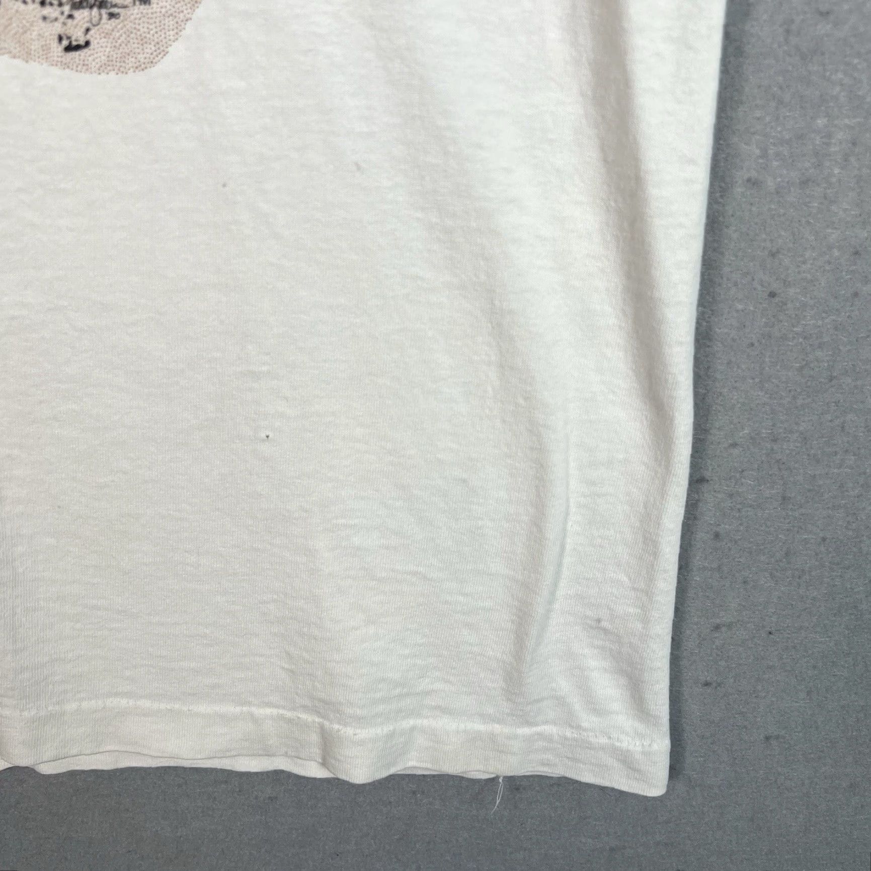 Anvil VINTAGE Roger Clemens Texas Longhorns Shirt Adult Large White Mens 1980s Graphic Tee Sportswear/Beach T Shirt Mens L White 80s Concert? Size US L / EU 52-54 / 3 - 7 Thumbnail