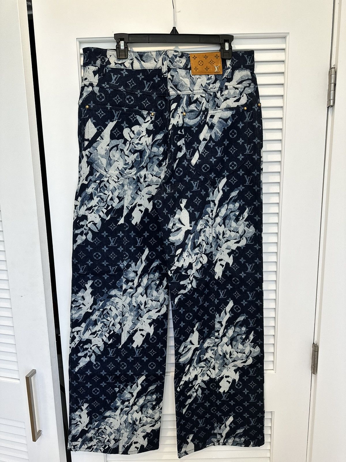 Louis Vuitton Louis Vuitton Monogram Flower Graphic Denim Jeans Size US 32 / EU 48 - 3 Thumbnail