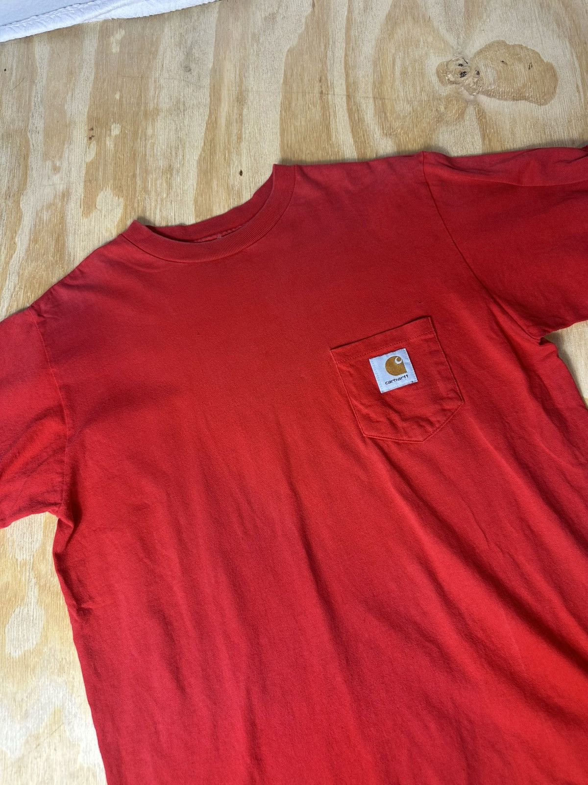 Carhartt Carhartt Red Pocket Tee Classic Workwear T-Shirt Size L Size US L / EU 52-54 / 3 - 1 Thumbnail